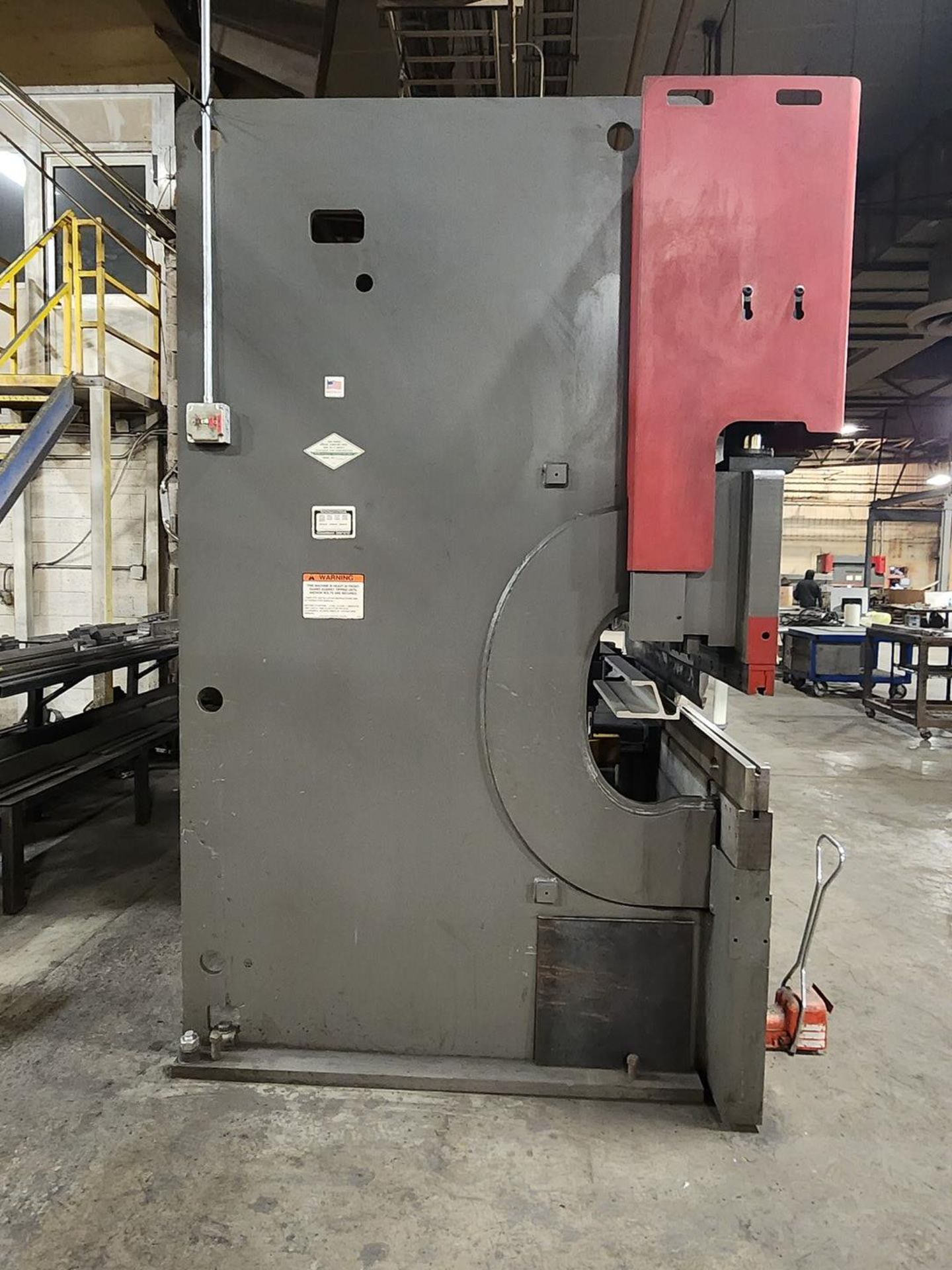 2014 Cincinnati 90 Ton x 10' Press Brake w/ CNC Backgauge - Image 6 of 8