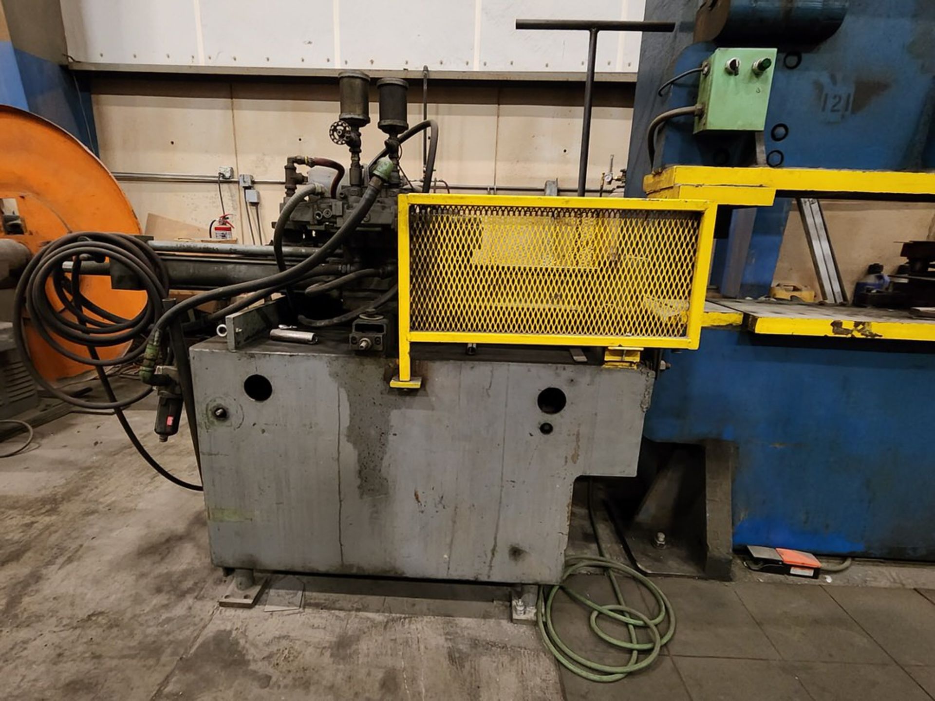 Verson 6010 60Ton Punch Press 10' Bed, W/ Foot Control, W/ Coil, W/ Stl. Plates; (No Tag); To - Image 8 of 26