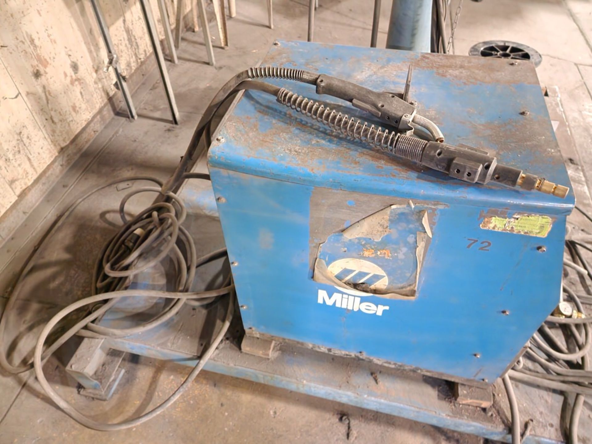 Miller Deltaweld 300 Mig Welder 200/230/460V, 46.3/42/21A, 3PH, 60HZ; W/ Miller 24V Wire Feeder; - Image 15 of 20