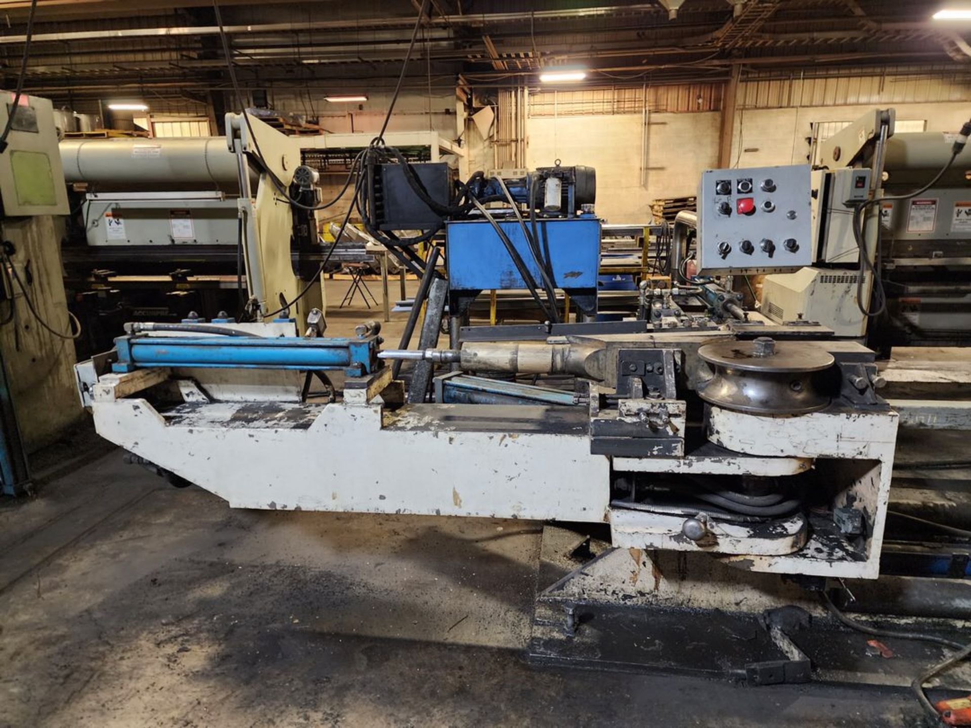 4" Tube Bending Machine (No Tag) W/ Dual Hyd Units; W/ Controller; W/ Dual Foot Control - Image 4 of 18