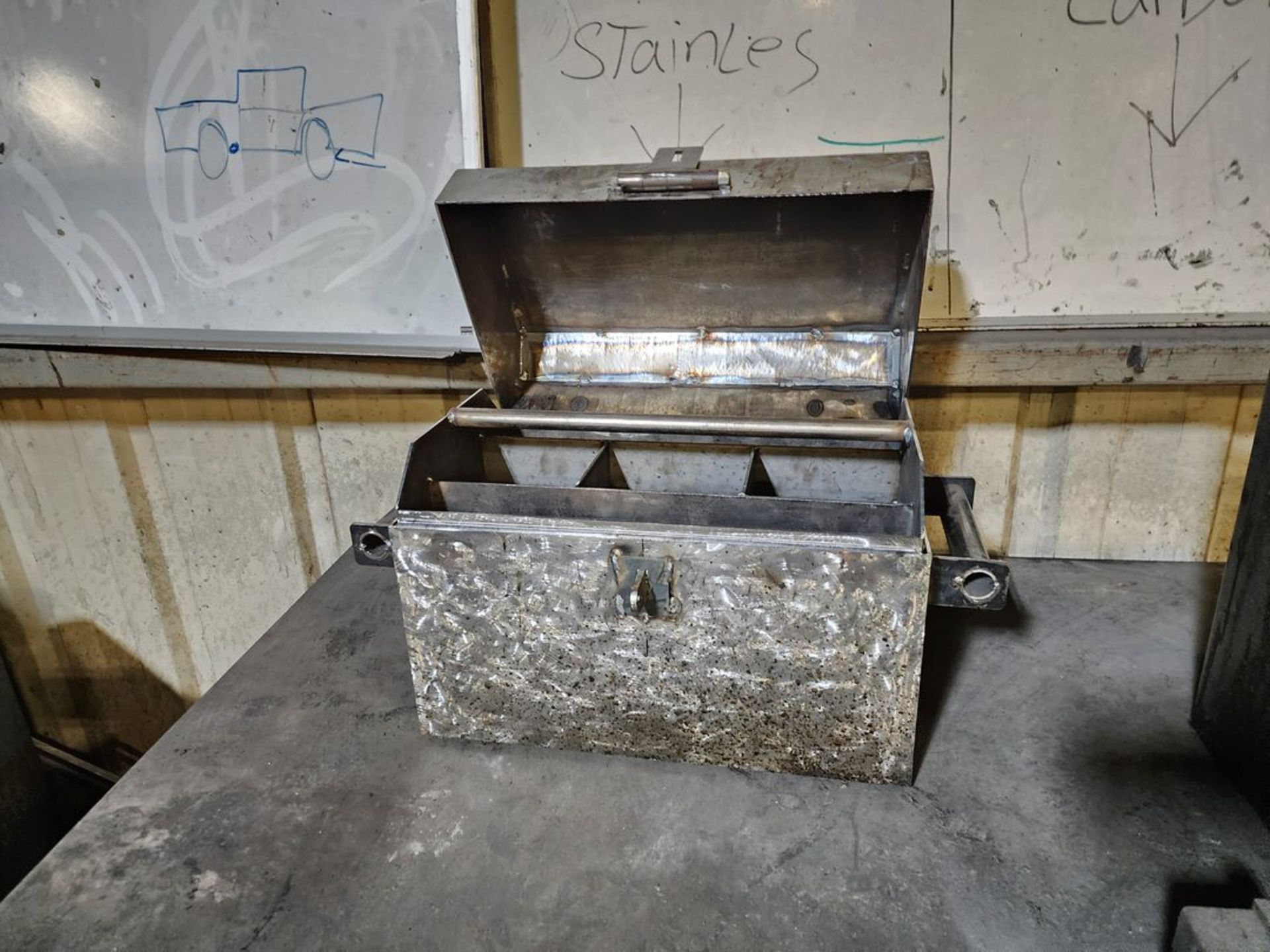 Metal Work Station W/ (1) ToolBox, W/ (1) Work Box & 6" Vise - Image 7 of 9