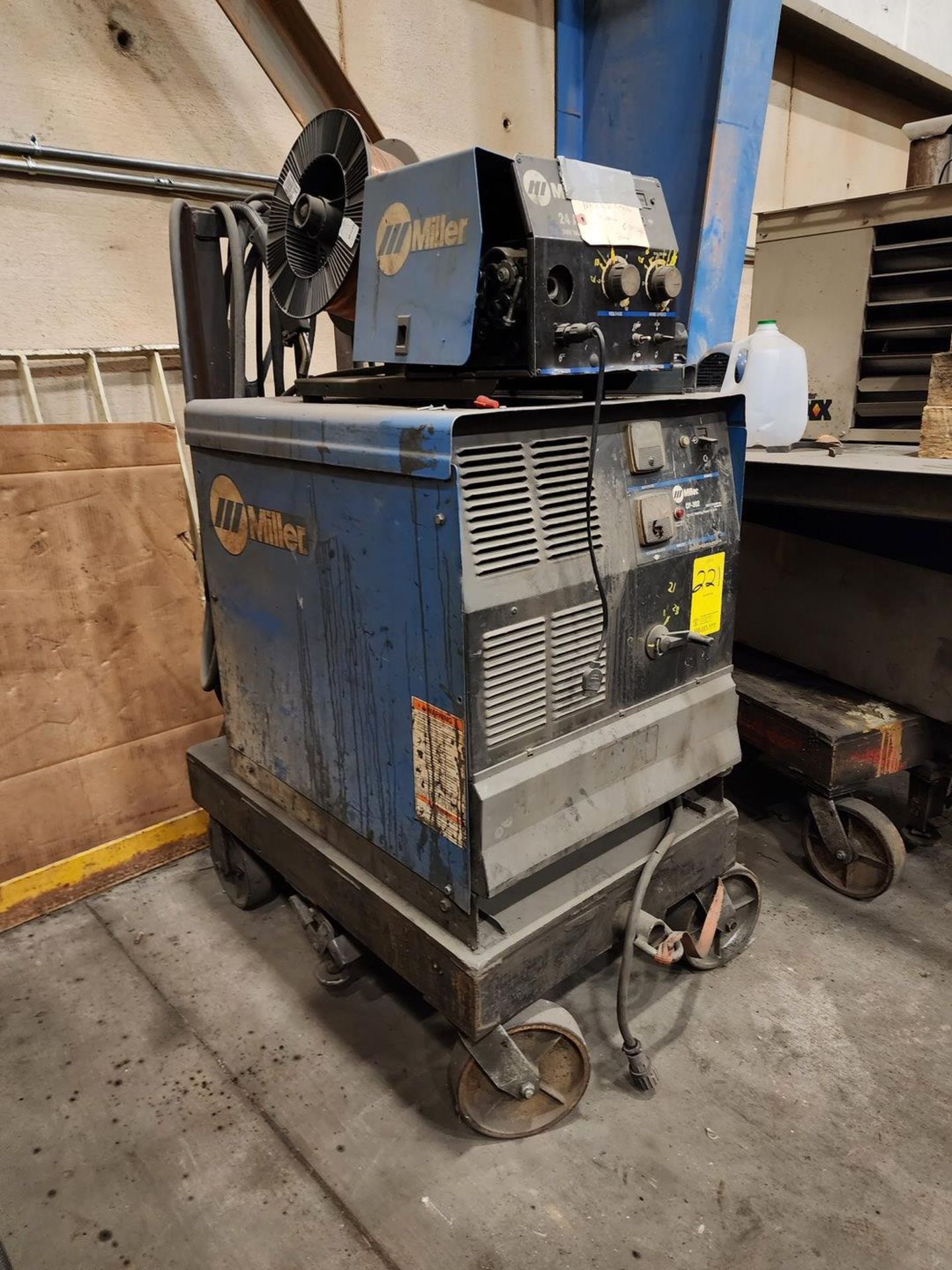 Miller CP302 Mig Welder (Parts Only) 200/230/460V, 38/33/16.5A, 12.3Kw, 3PH, 60hz; (No Tag) - Image 2 of 7
