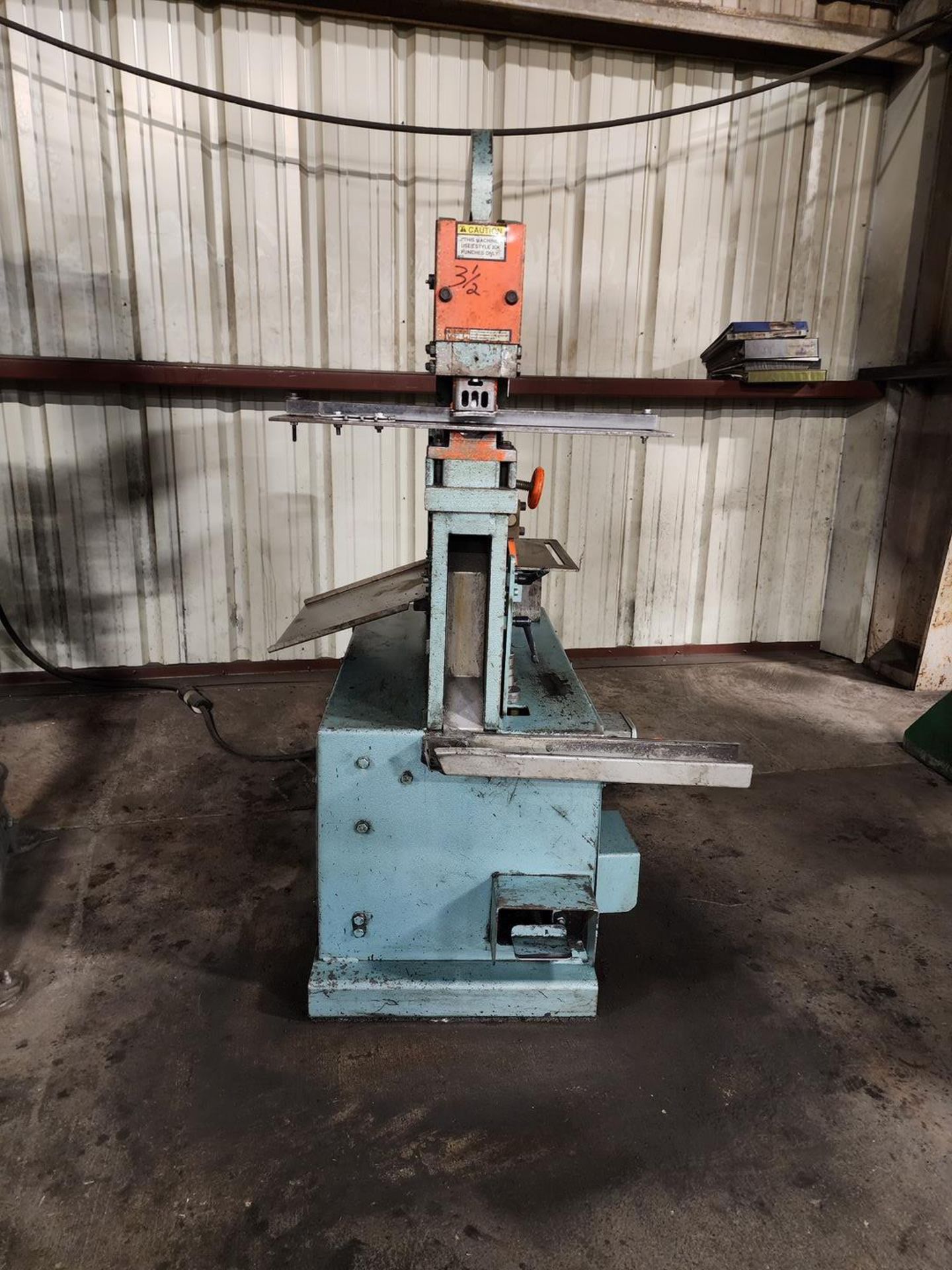 Scotchman 5014-CM 50 Ton Ironworker 3HP, 60HZ, 3PH, 230V, 14" Blade Length, 10FLA, 2100psi, 1" Punch - Image 4 of 12