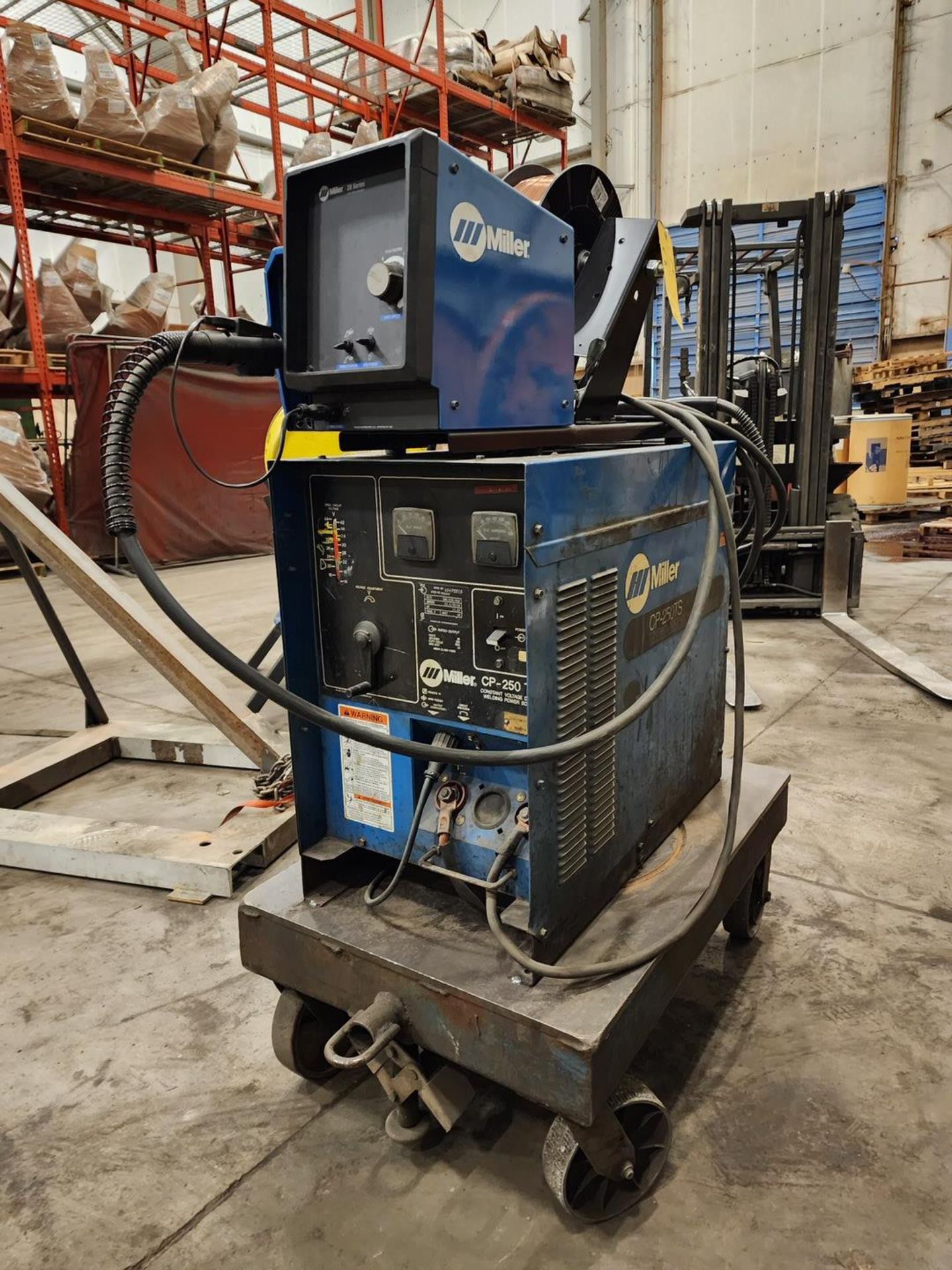 Miller CP250TS Mig Welder 200/230/460V, 34.9/26/15A, 11.24Kw, 3PH, 60HZ; W/ 20 Series ire Feeder - Image 3 of 8