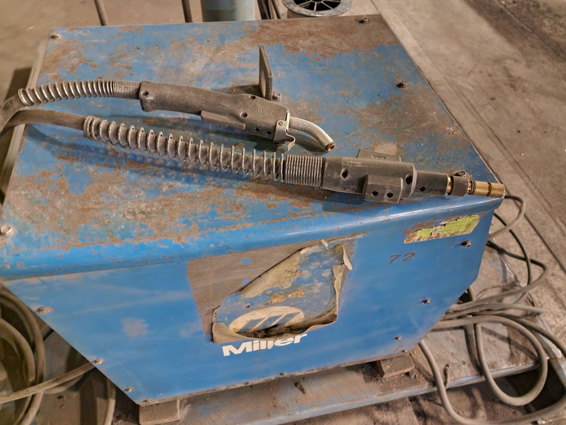 Miller Deltaweld 300 Mig Welder 200/230/460V, 46.3/42/21A, 3PH, 60HZ; W/ Miller 24V Wire Feeder; - Image 16 of 20