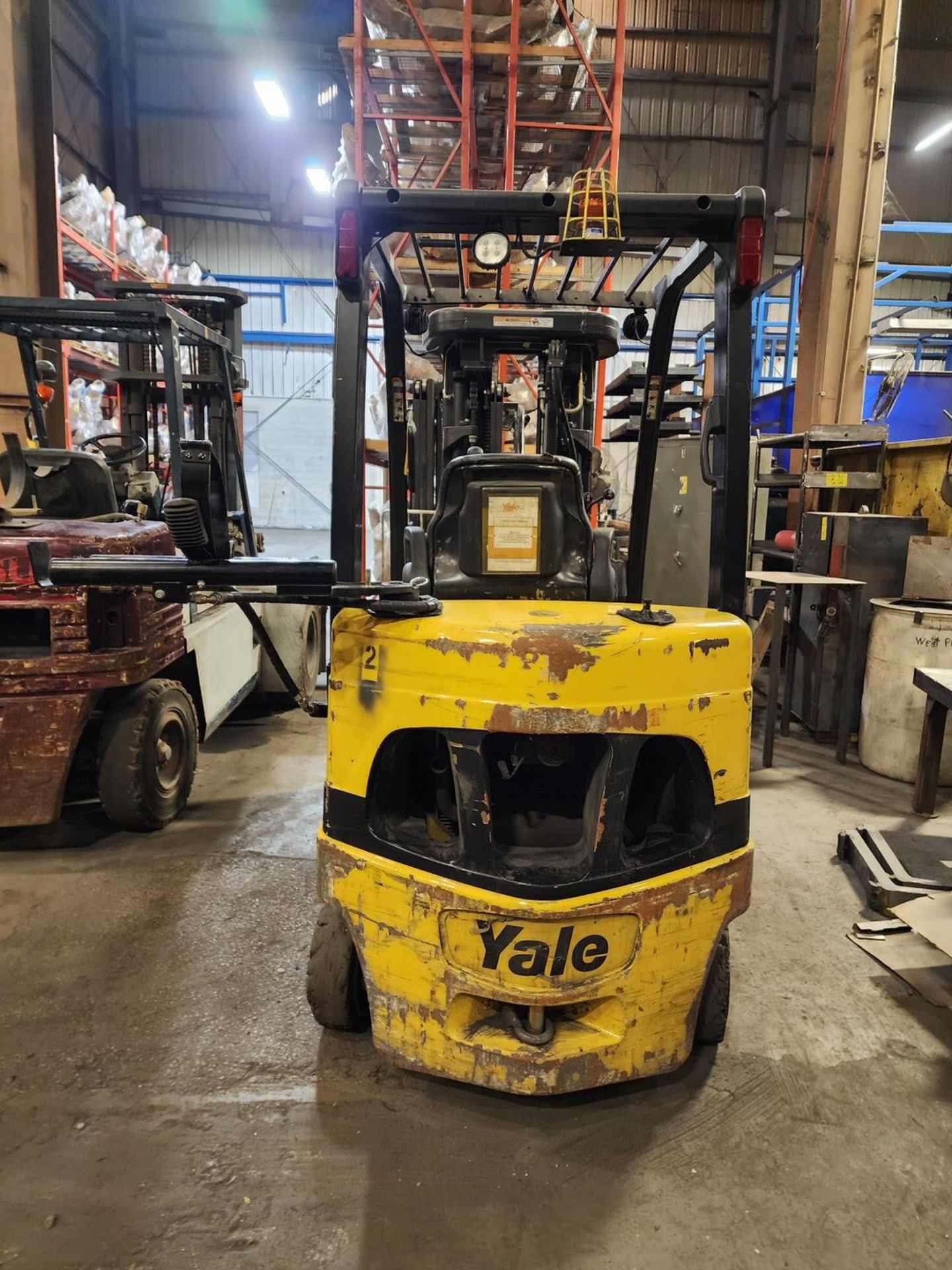 Yale GLC050VXNEAQ084 LP Forklift 4-Stage Mast, W/ Out Forks, 240" Max Lift Ht., 4400lb Cap. (Not - Image 5 of 11