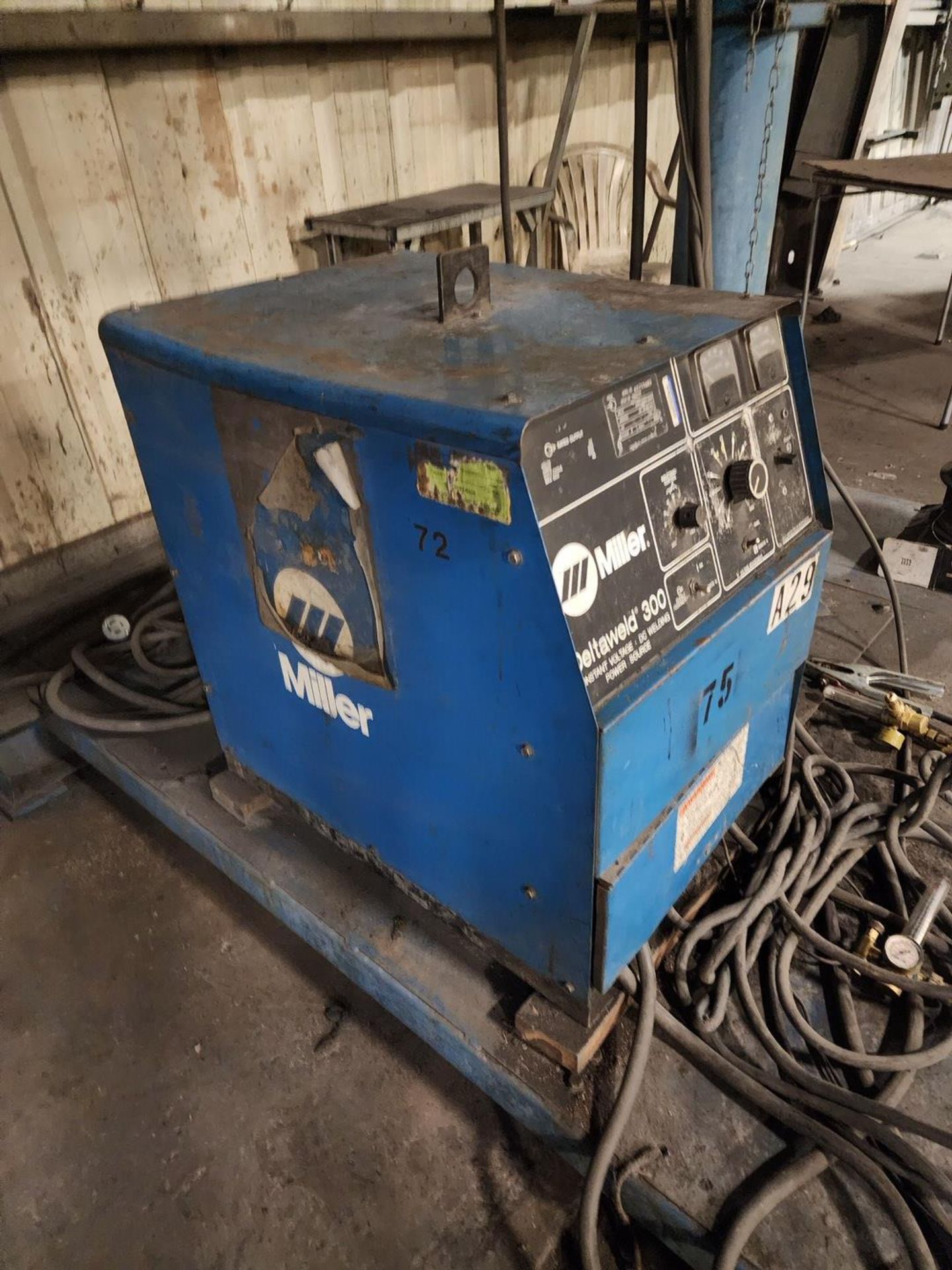 Miller Deltaweld 300 Mig Welder 200/230/460V, 46.3/42/21A, 3PH, 60HZ; W/ Miller 24V Wire Feeder; - Image 7 of 20