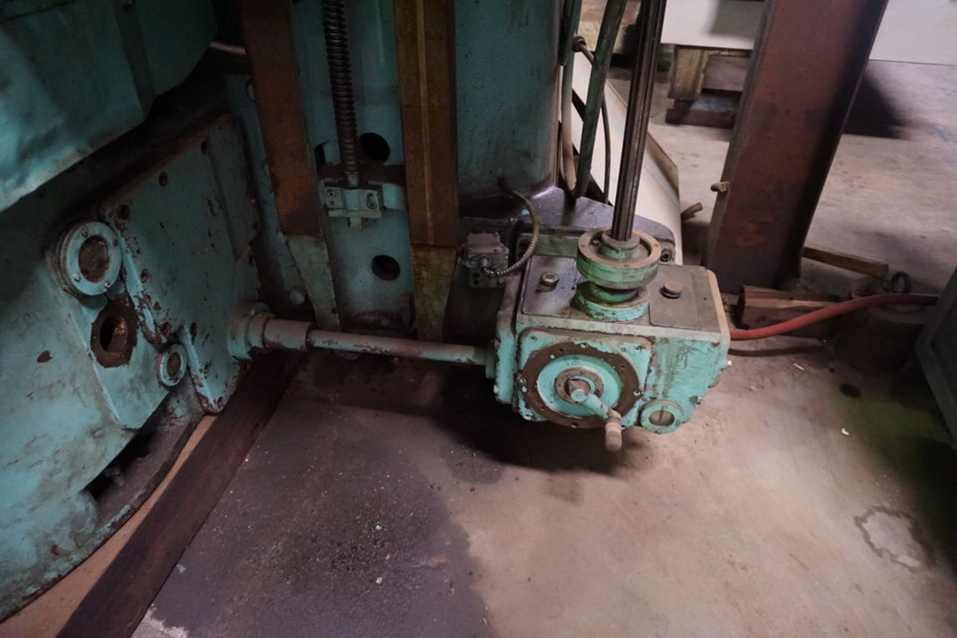 BERTHING VERTICAL TURRET LATHE, MDL: HP9330, 55" 4 JAW CHUCK - Image 3 of 12