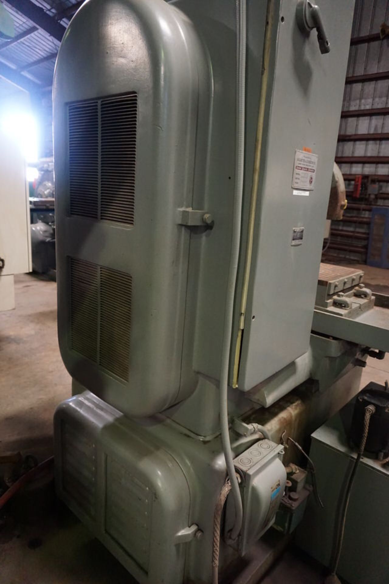 GRAND RAPIDS SURFACE GRINDER, MDL: 470, 18" X 24" MAG CHUCK, PUSH BUTTON CTRL - Image 11 of 14