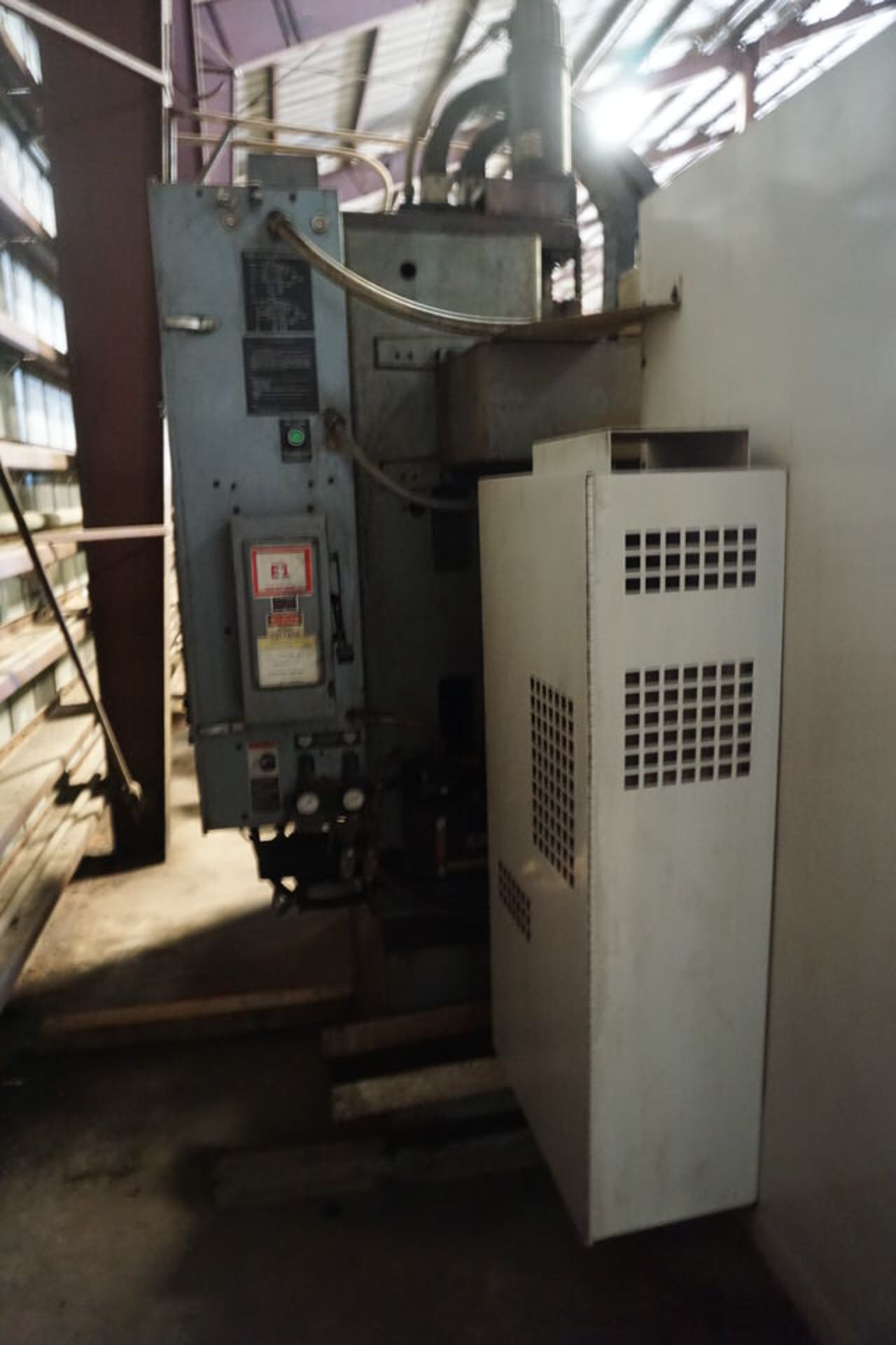 FADAL V,C4020 VERTICAL MACHINING CENTER, 20 TOOL ATC, FADAL CNC 88HS CTRL, DOM: 1995 - Image 8 of 8