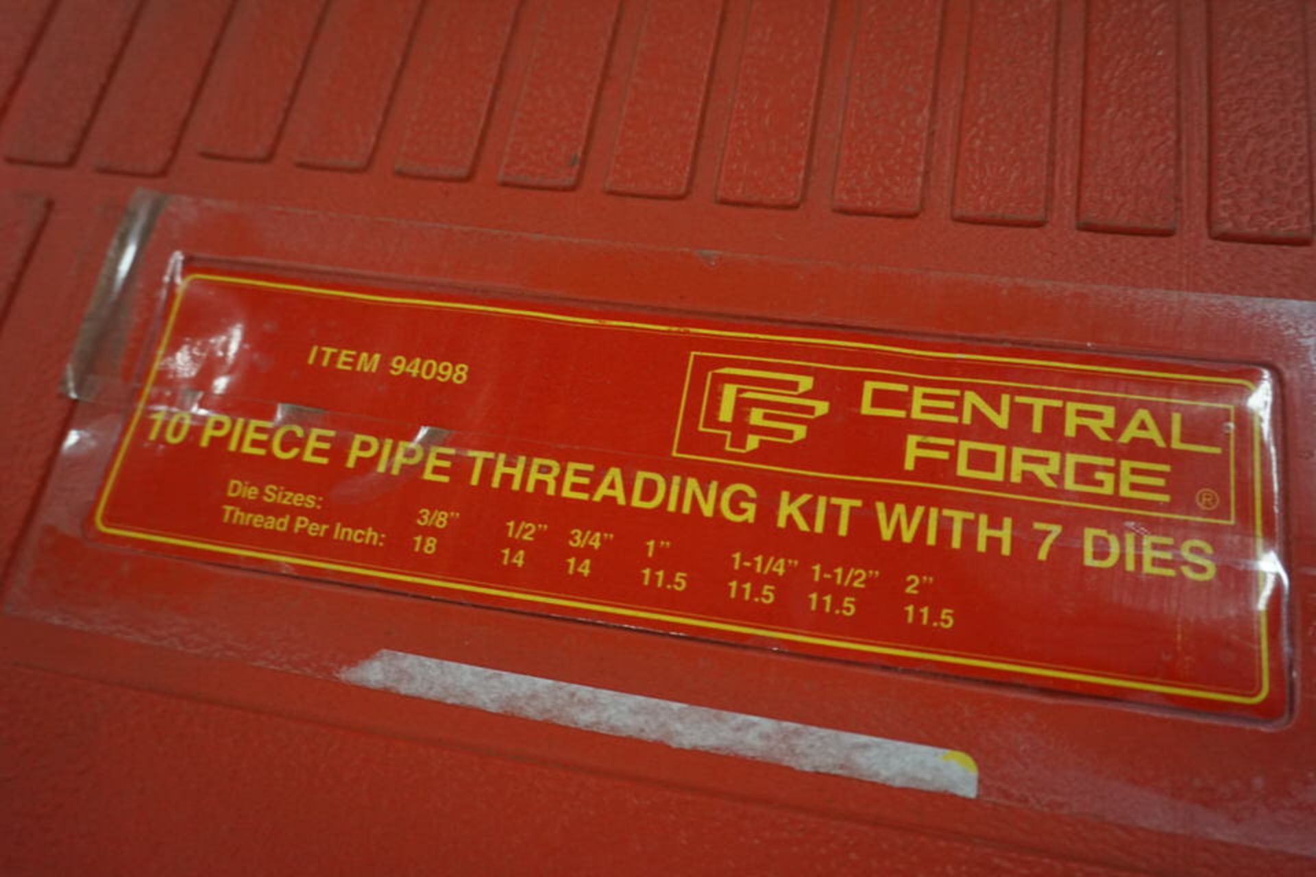 CENTRAL FORGE PIPE THREADING KIT 3/8" TO 2" CAP - Image 3 of 3