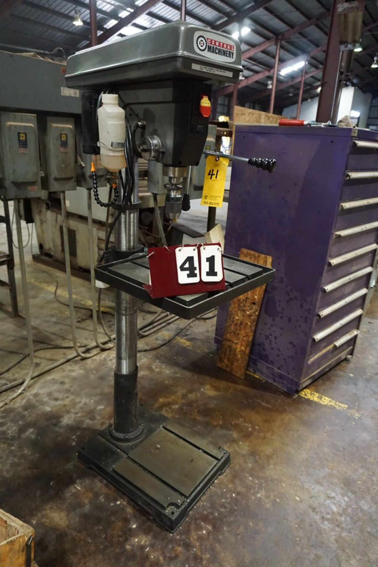 CENTRAL MACHINERY 15" DRILL PRESS, 12 SPEED, 1/2" CAP
