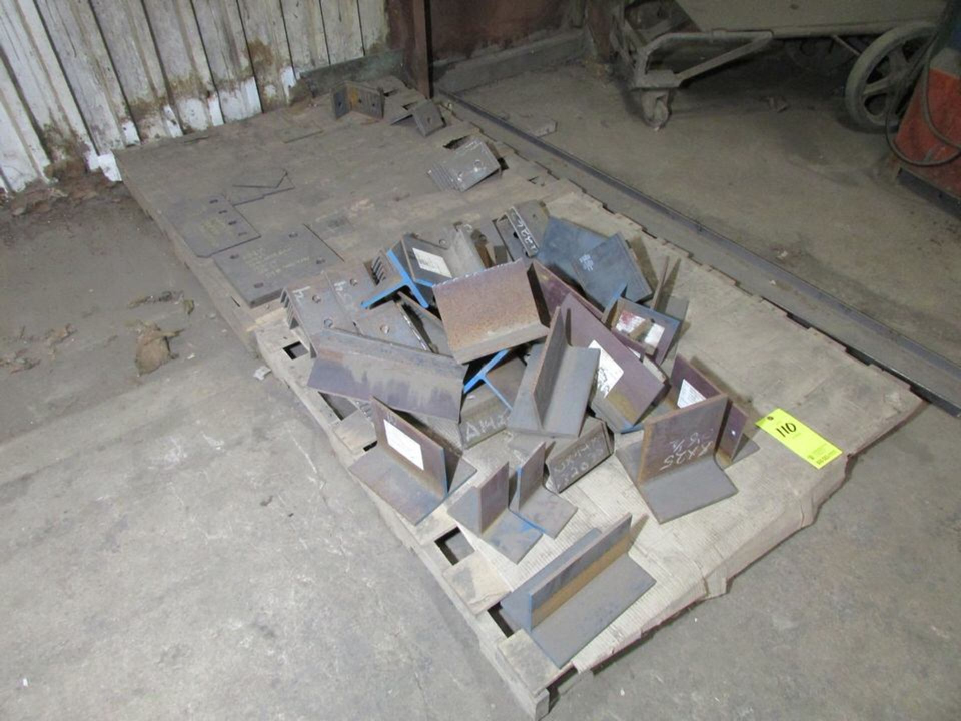 Steel Stock and Scrap in Bldg. 1 - Image 9 of 18