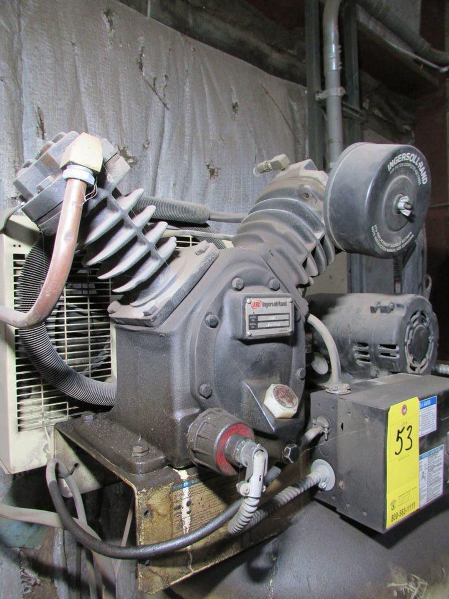 Ingersoll Rand 2475N7.5PSG 7.5HP Vertical Tank Mounted Air Compressor, 24CFM, 175 PSIG Max, 80 - Image 5 of 7