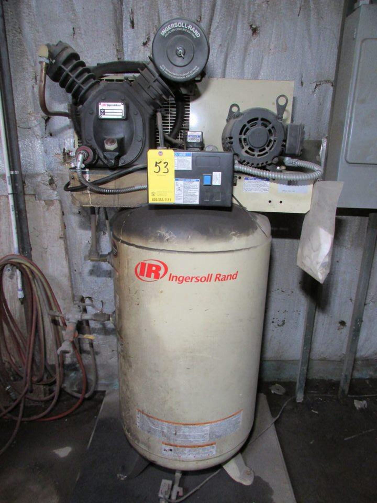 Ingersoll Rand 2475N7.5PSG 7.5HP Vertical Tank Mounted Air Compressor, 24CFM, 175 PSIG Max, 80 - Image 2 of 7