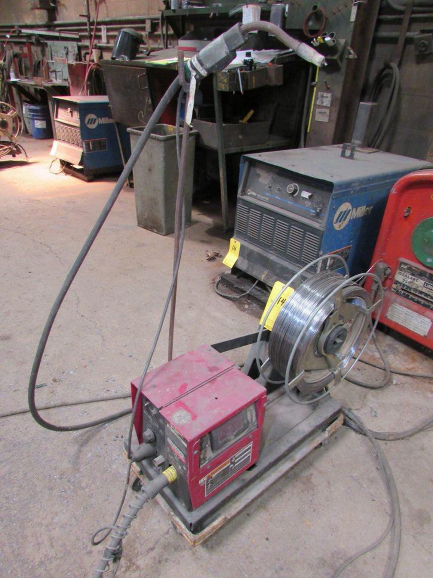 Miller Deltaweld 452 CV DC Welding Power Source, 450A 38V 100% Duty Cycle 48 Max OCV Output, 230/ - Image 7 of 12