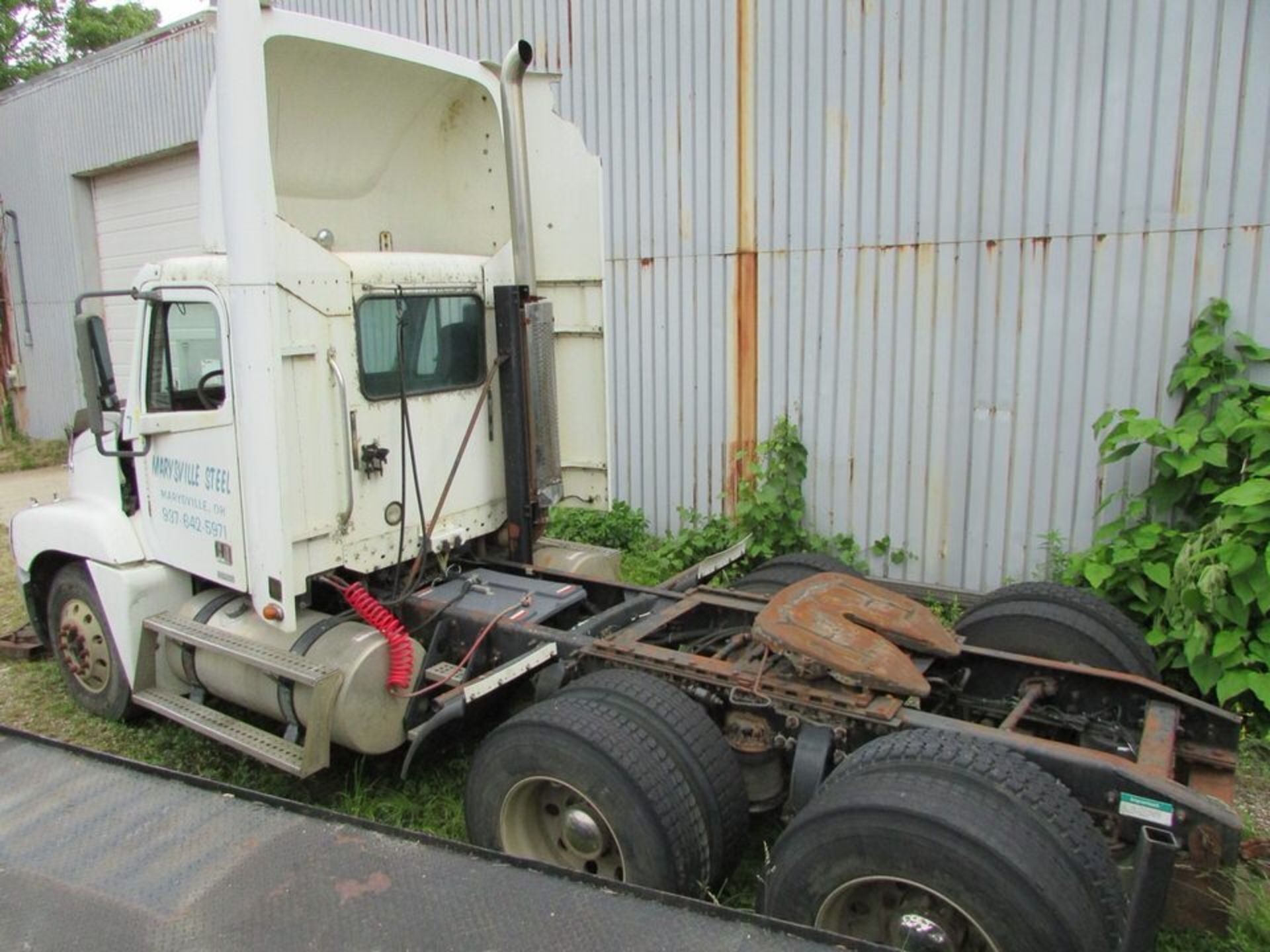 2002 Freightliner Century Class Day Cab Truck Tractor, 52,000 GVWR, Eaton Fuller 10-Speed Manual - Image 6 of 20