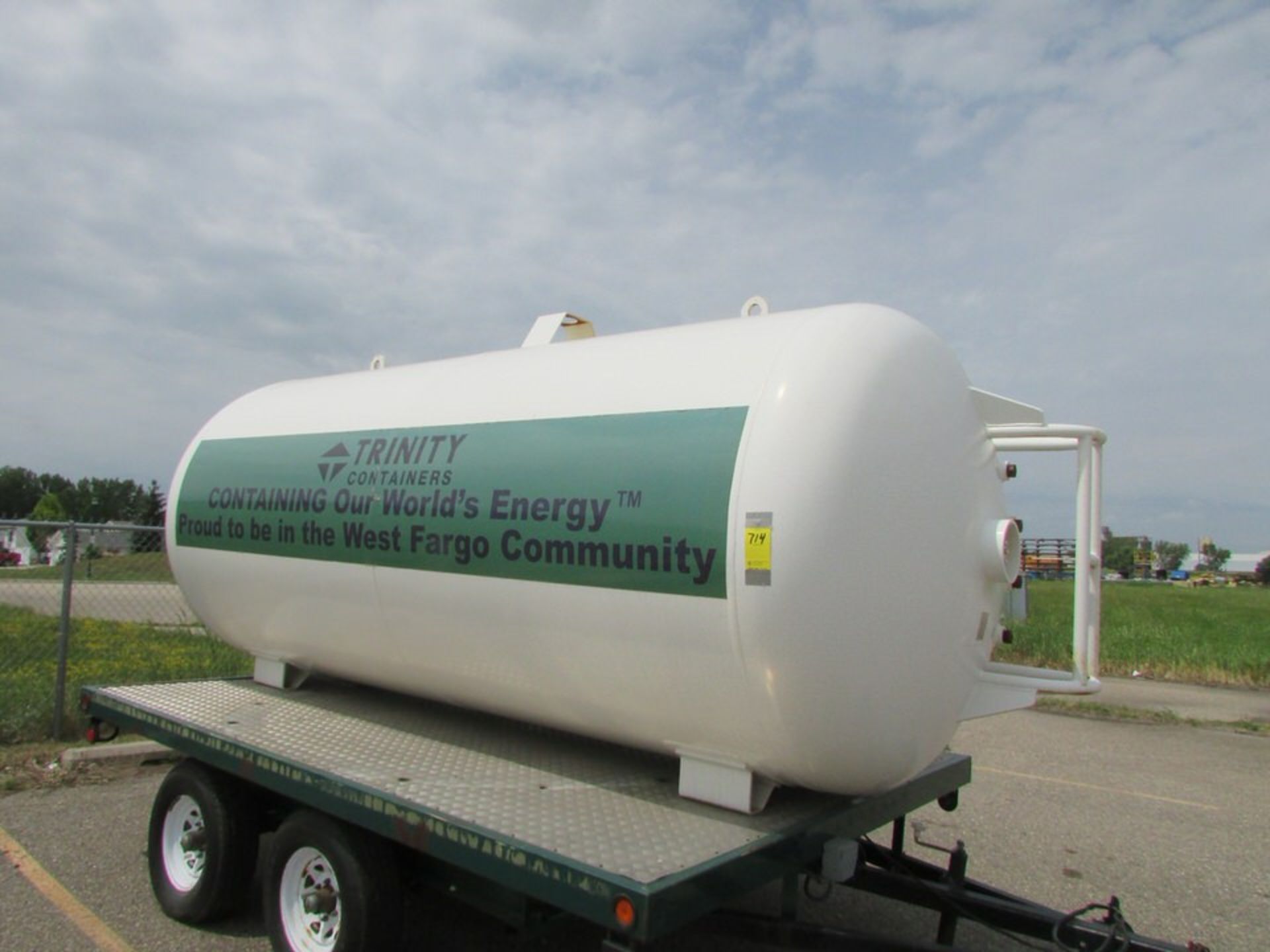 1999 Trinity Containers 3000 Gal Tank, 12'x6' Diameter. Loc. 420 Main Ave E, West Fargo, ND 58078