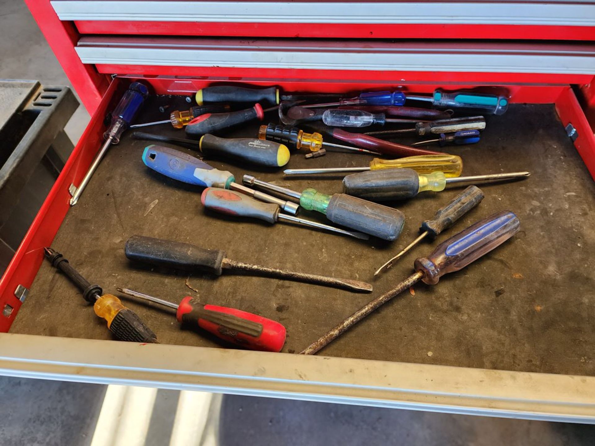 Rolling Tool Cabinet W/ Assorted Tools - Image 6 of 22