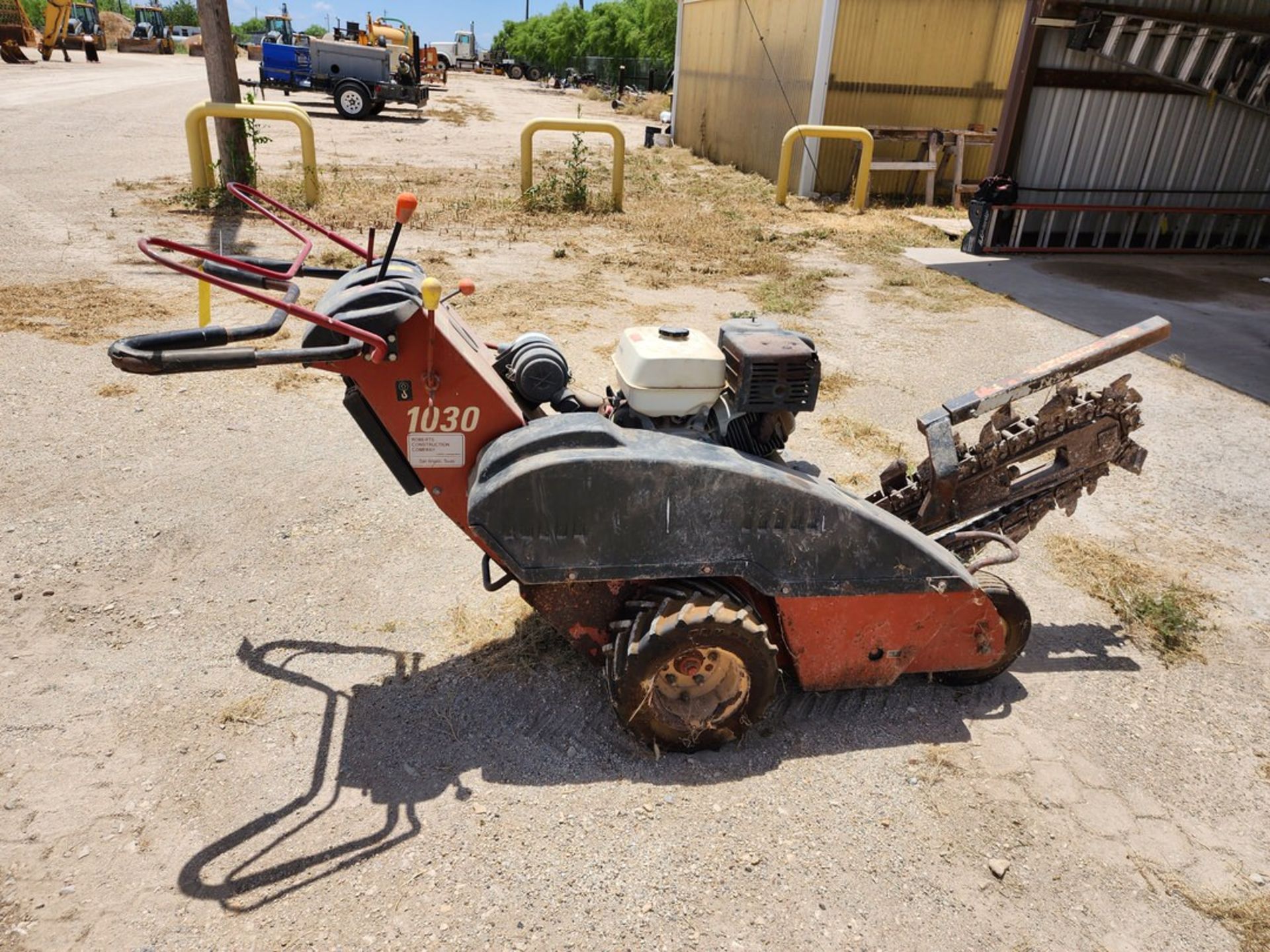 Ditch Witch Trencher W/ Honda 13.0 GX390 Motor (No Tag) - Image 3 of 9