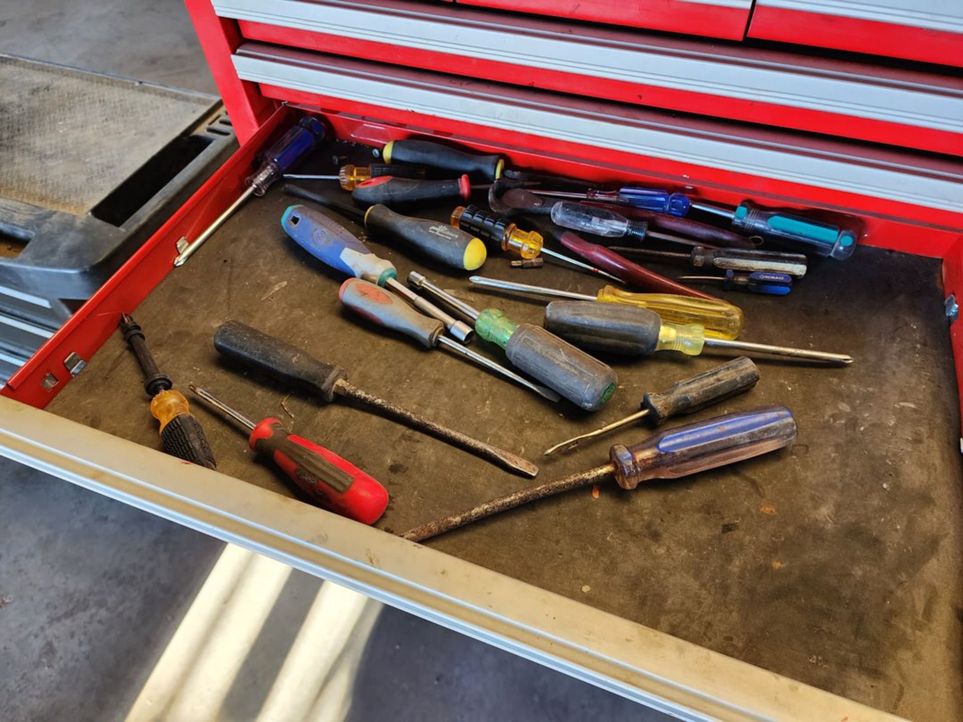 Rolling Tool Cabinet W/ Assorted Tools - Image 7 of 22