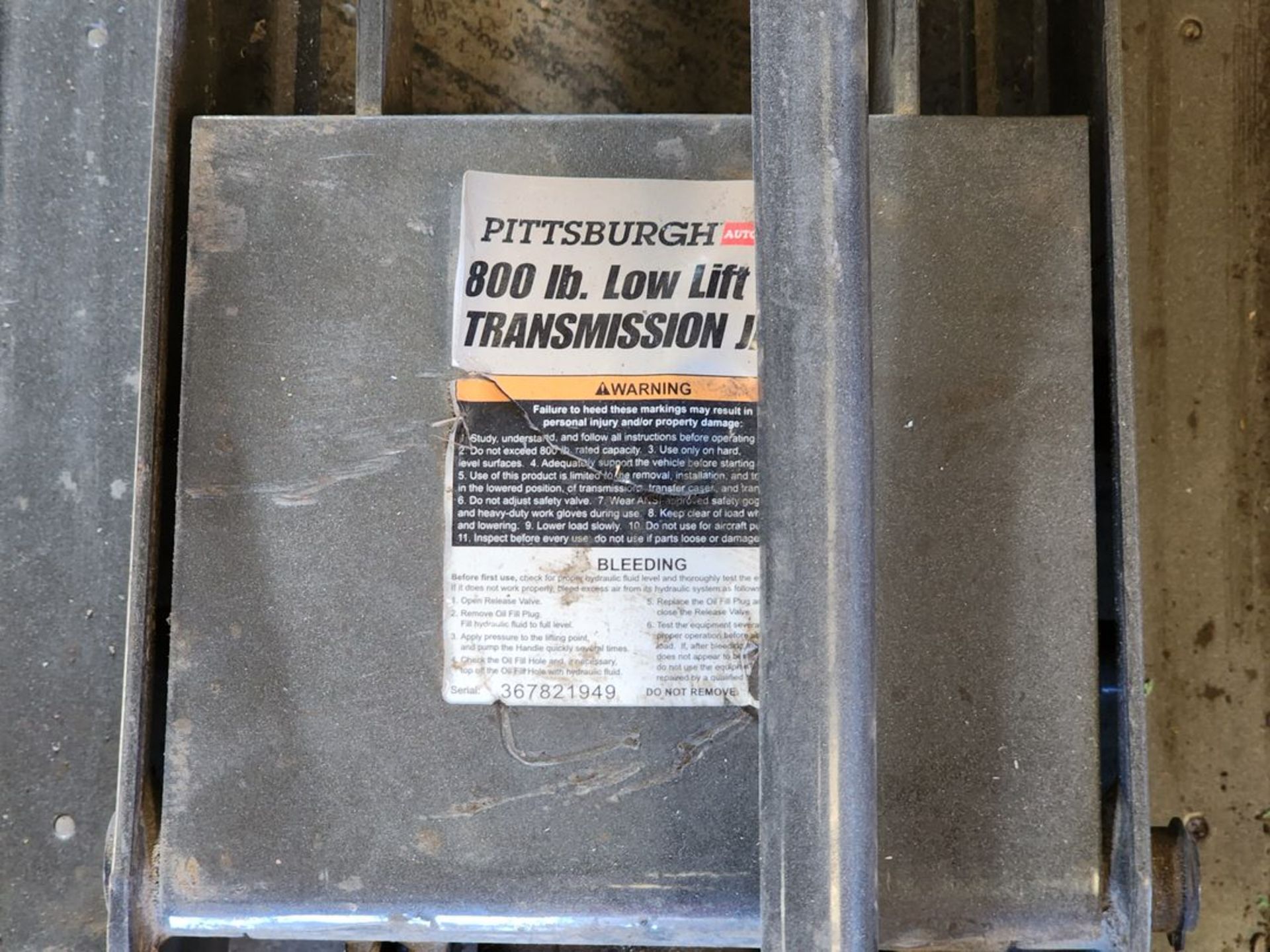 Pittsburgh 800lb Transmission Lift - Image 4 of 4