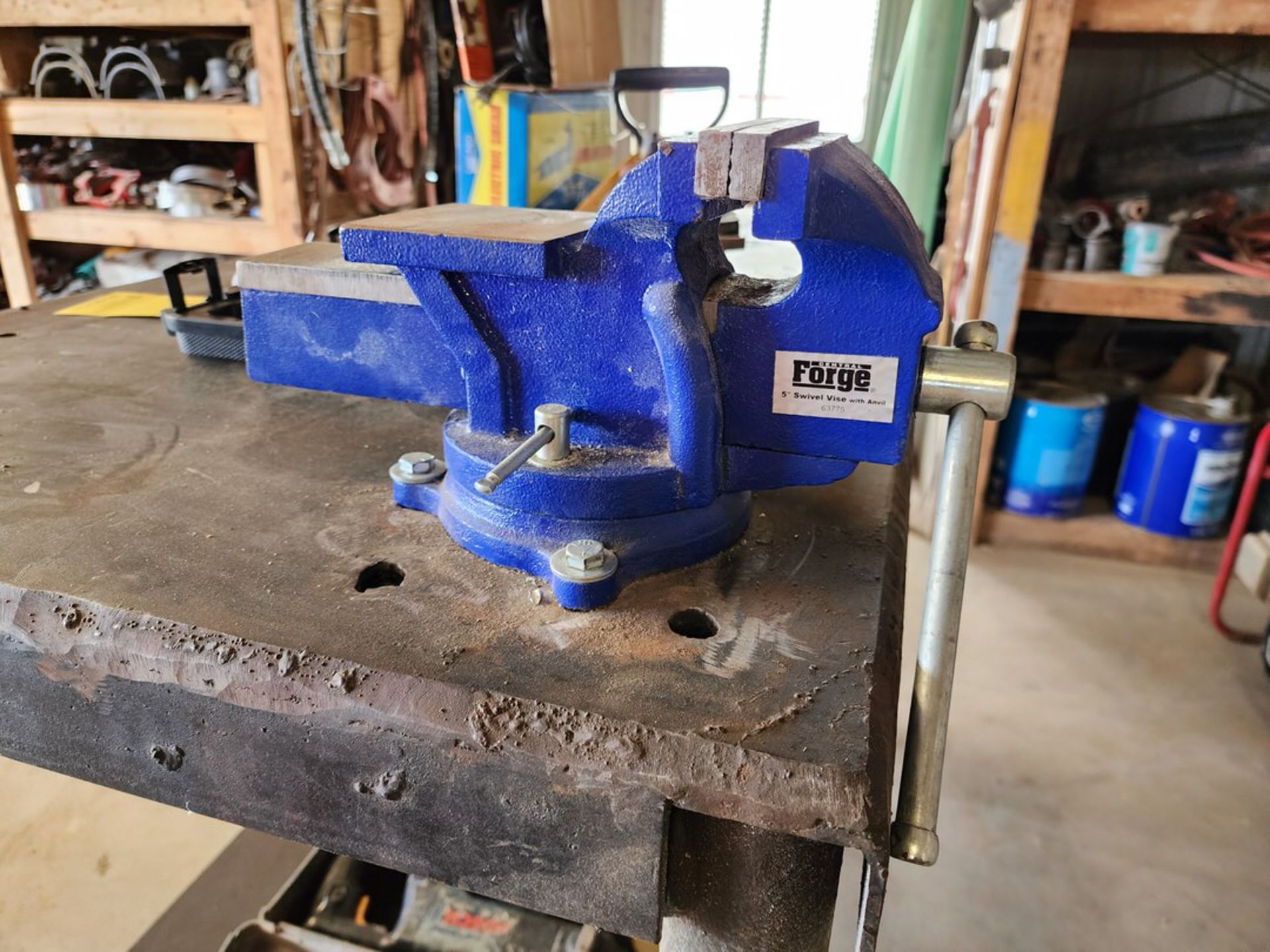 Rolling Matl. Stl Table W/ 5" Vise - Image 3 of 6