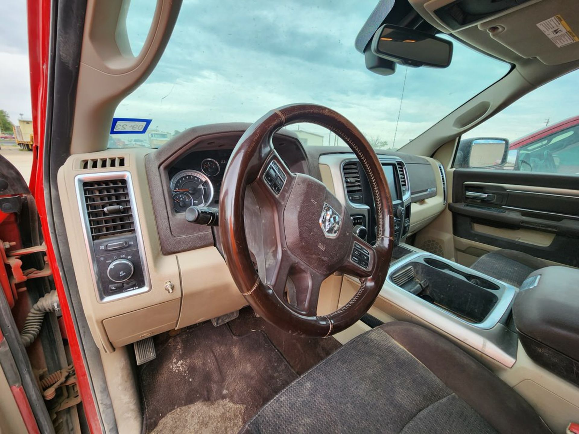 2017 Dodge Ram 1500 Hemi Truck (Gasoline) Mileage: 89,578 ; Vin: 1C6RR7T2HS719480; TX Plate: JXZ- - Image 13 of 19