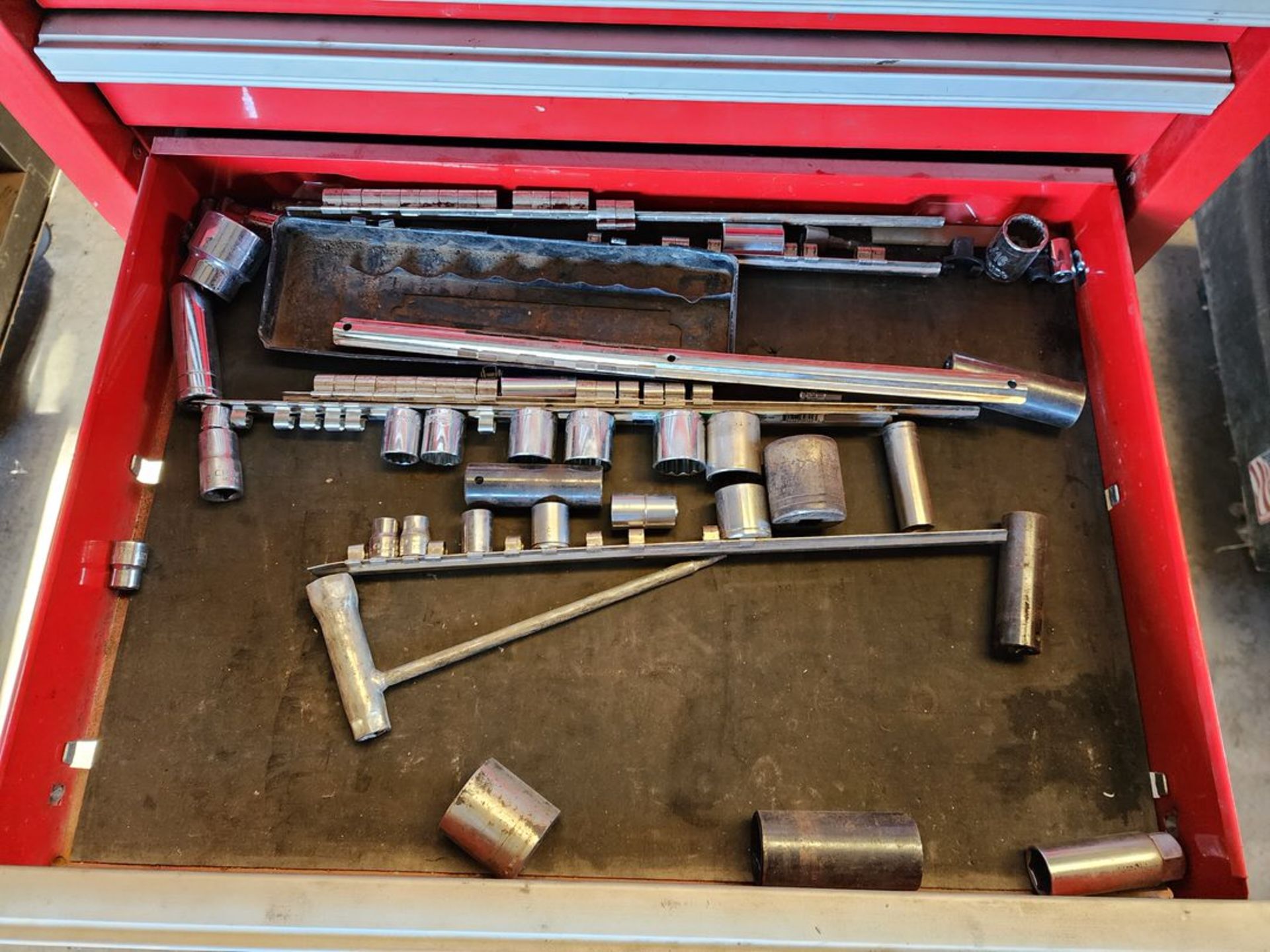 Rolling Tool Cabinet W/ Assorted Tools - Image 15 of 22