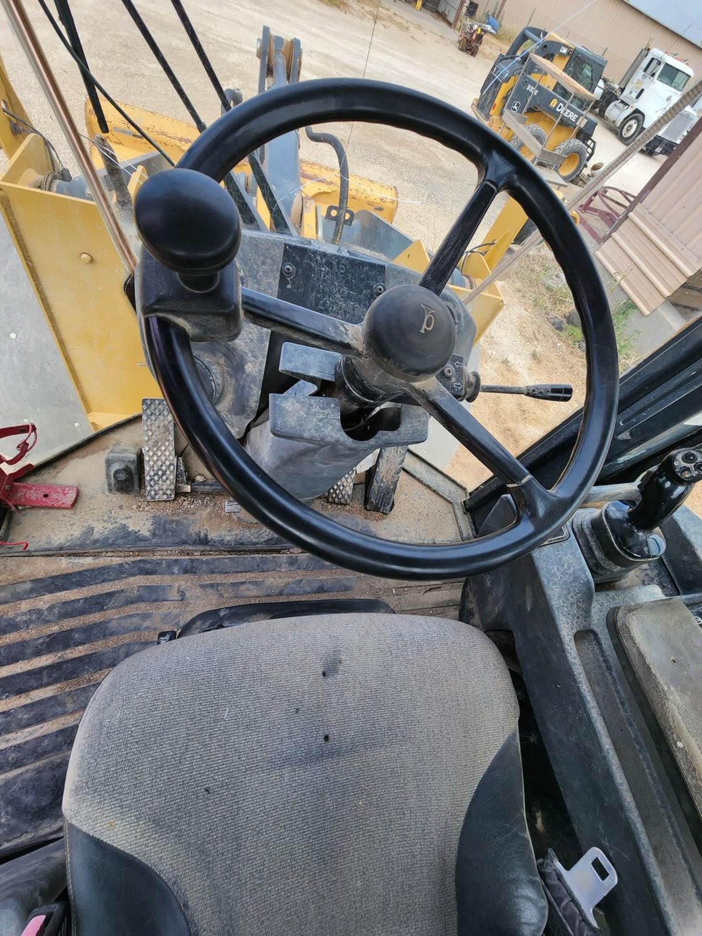 2009 John Deere 524K Loader - Image 14 of 29