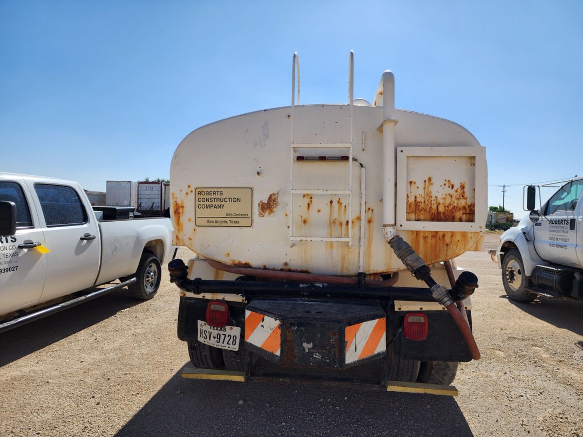 2004 Ford F-650 Super Duty Water Truck (Diesel) Mileage: 19,999 ; Vin: 3FRNF659X4V687924; TX - Image 6 of 22