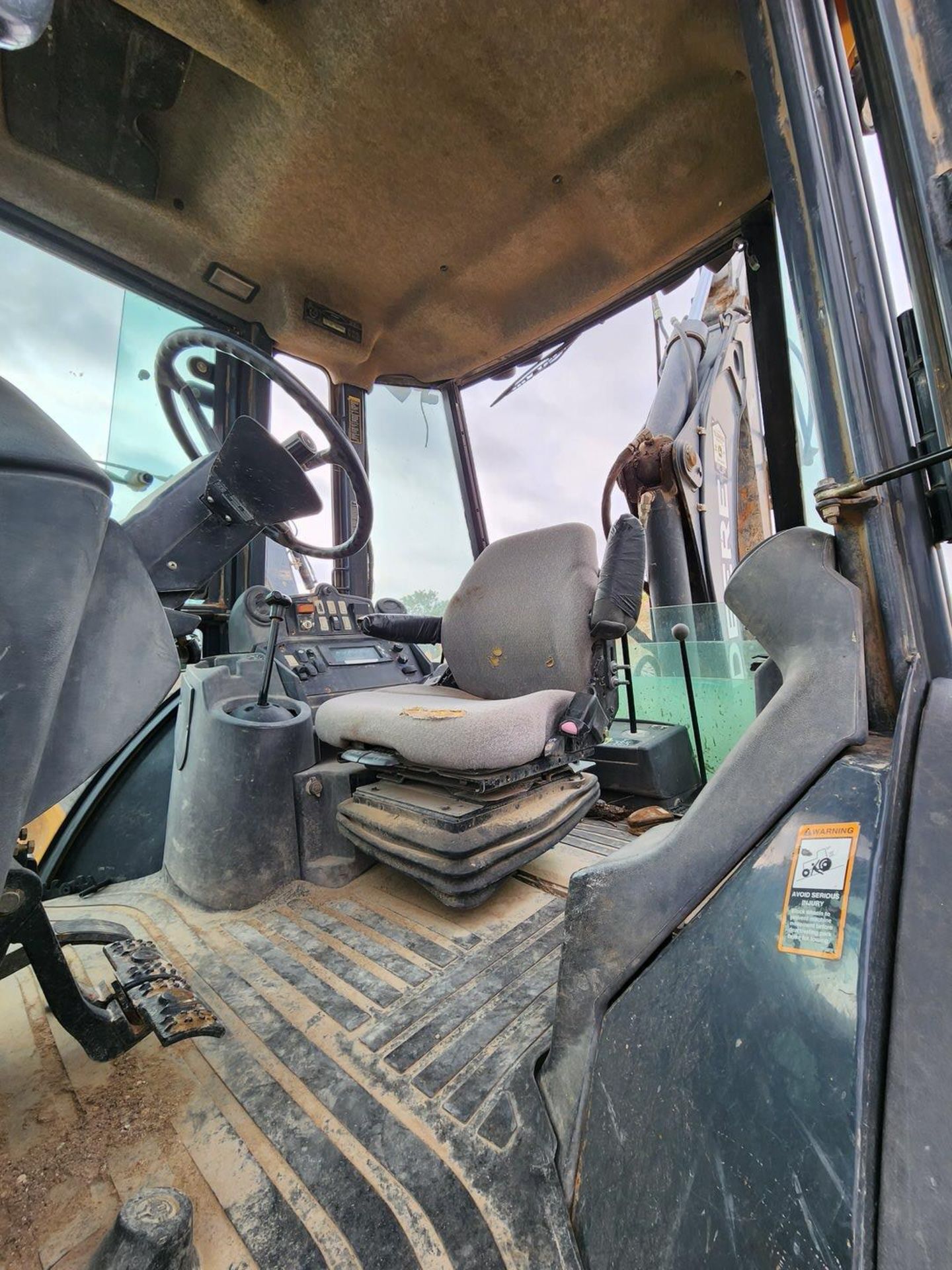 2007 John Deere 410J Backhoe Loader W/ 1.5 cu/yd Bucket & W/ Self Aligning Roller Bearing; Pin: - Image 14 of 24