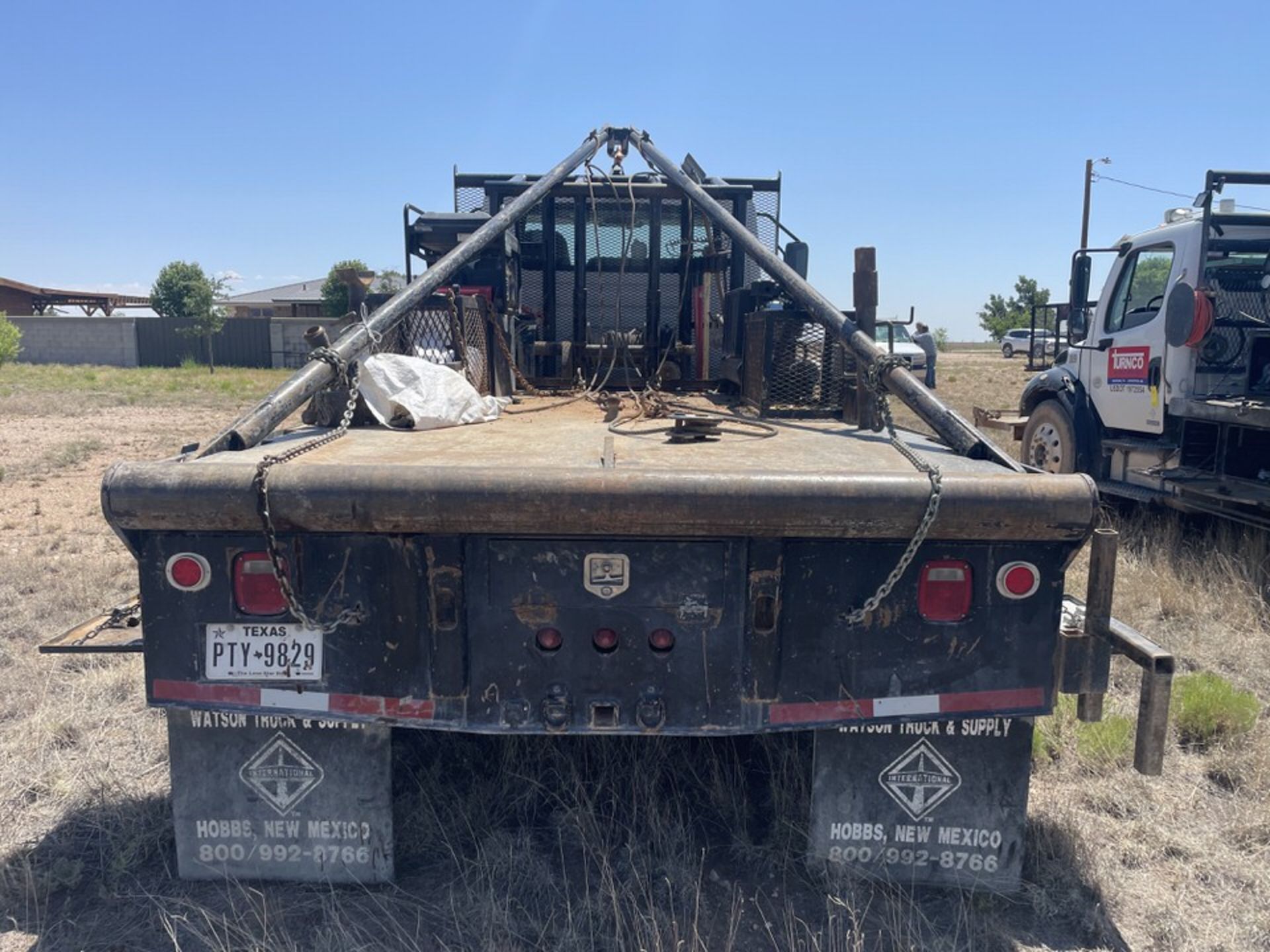 2019 International 4300 SBA 4x2 Cab & Chasis Roustabout Truck, VIN: 3HAEUMMLXKL311457 - Image 3 of 7