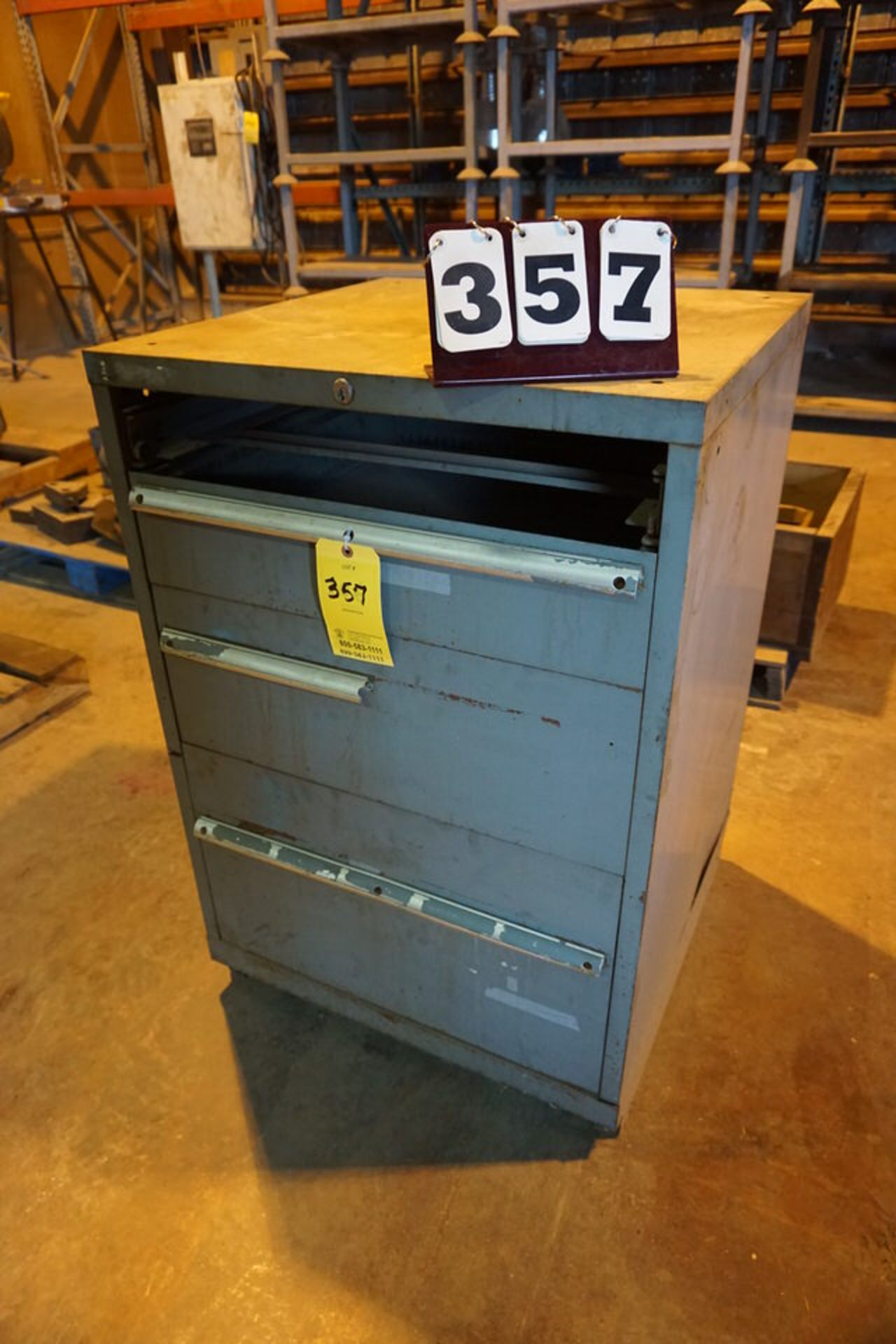 3 DRAWER TOOL CABINET, 28" X 28" X 42" HT