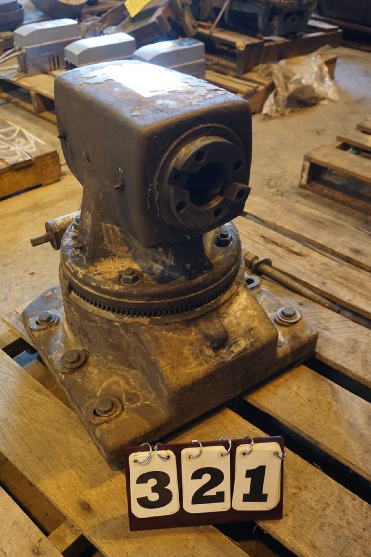 MILLING HEAD FOR HORIZONTAL MILL