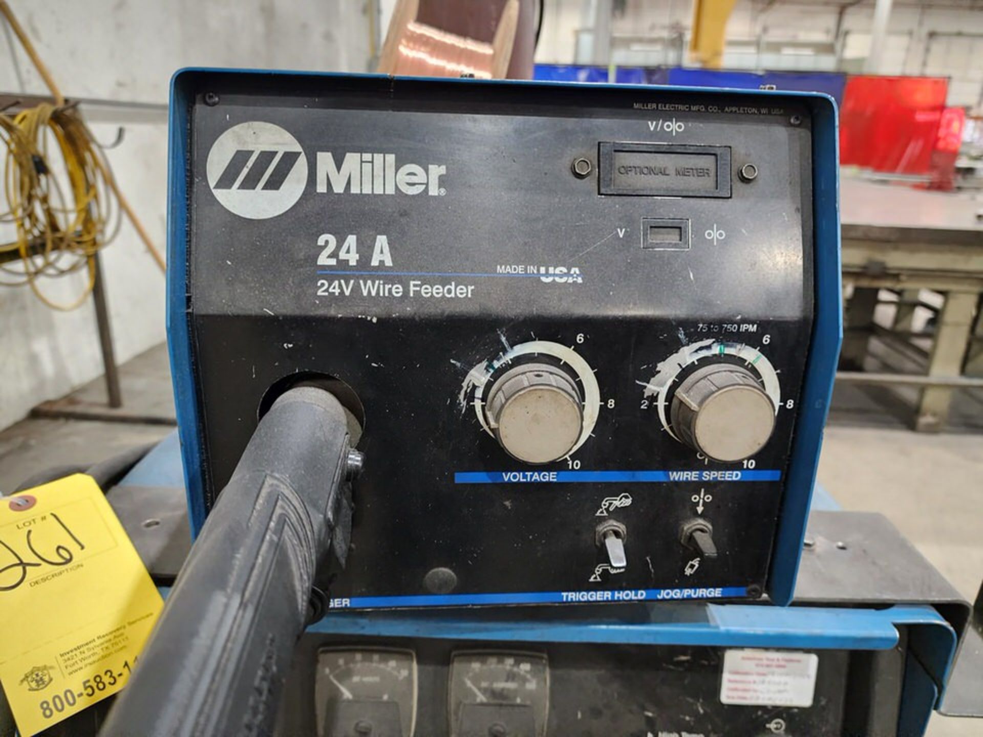 Miller DeltaFab Mig Welder 230/460/575V, 69/35/28A, 375A, 17.6kW, 3PH, 60HZ; W/ 24A Wire Feeder ( - Image 5 of 7