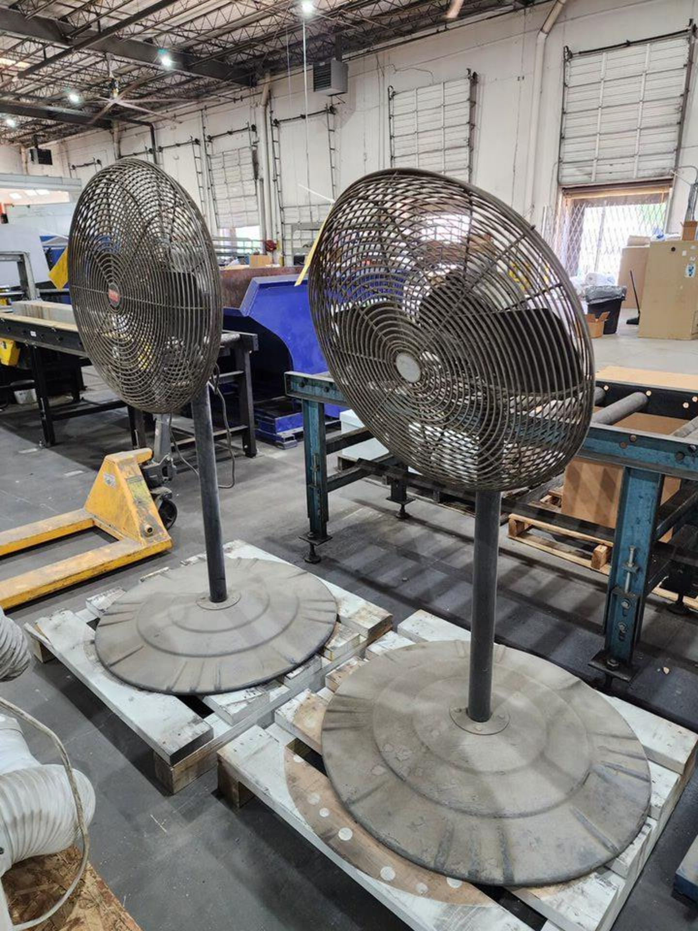 (2) Pedestal Fans - Image 3 of 3