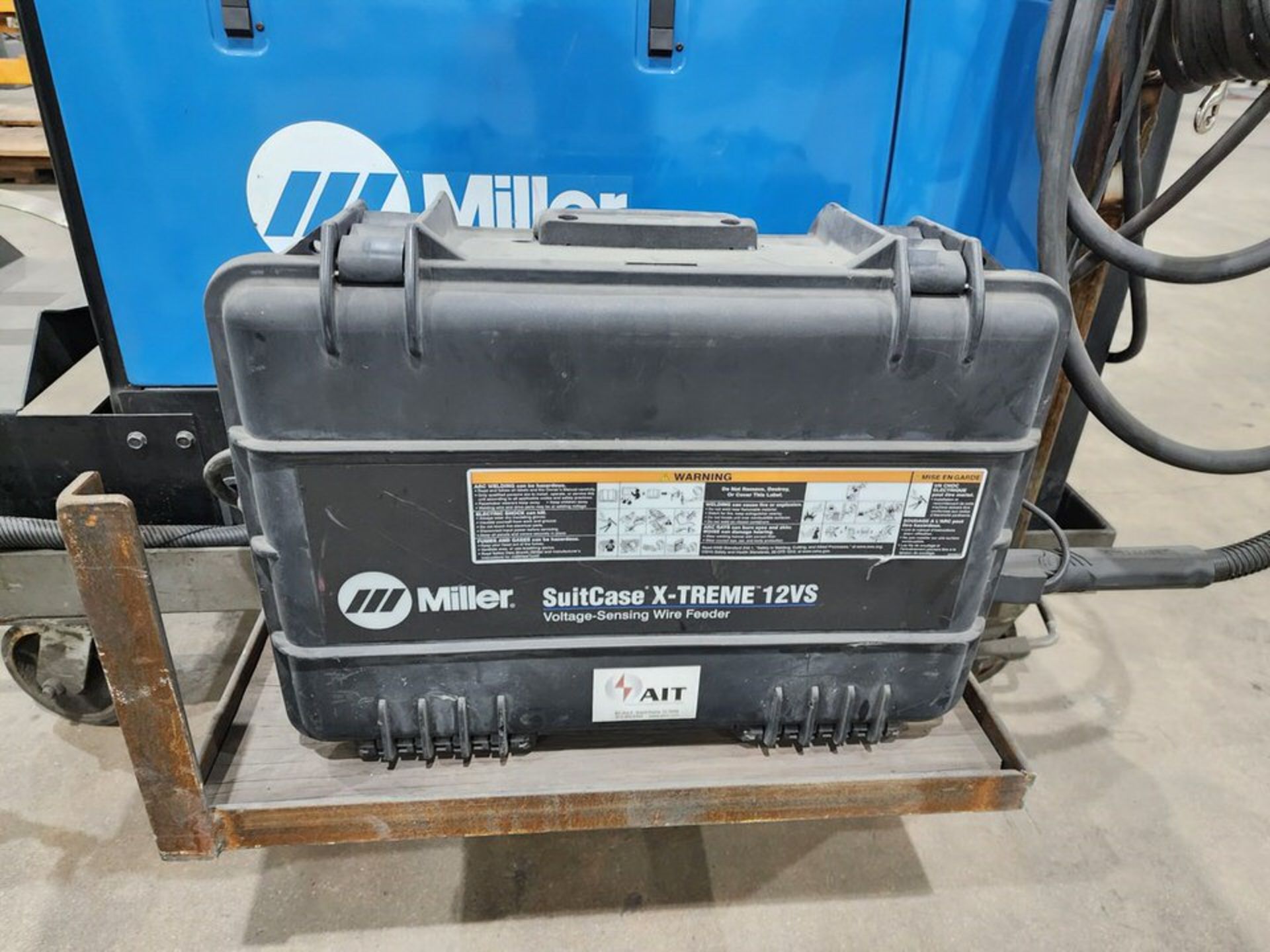 Miller Trailblazer 275 Welder/Generator 275A, 120/240V, 1PH, 60HZ, 10.5kW; W/ Miller Suitcase X- - Image 5 of 9