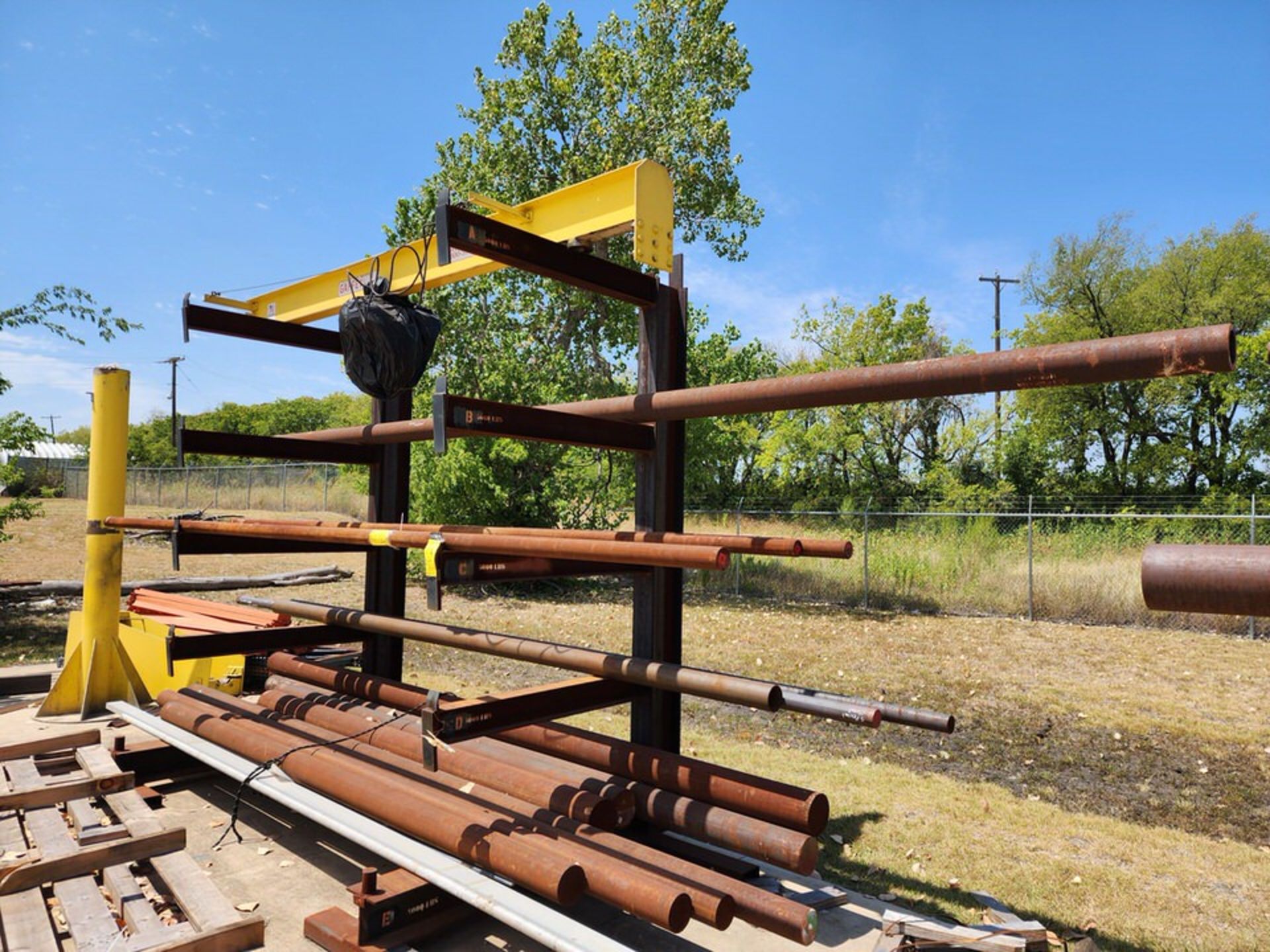 Raw Material (Approx. 23pcs) To Include But Not Limited To: Round Bar; Pipe (Crane Excluded) Range: - Image 6 of 13