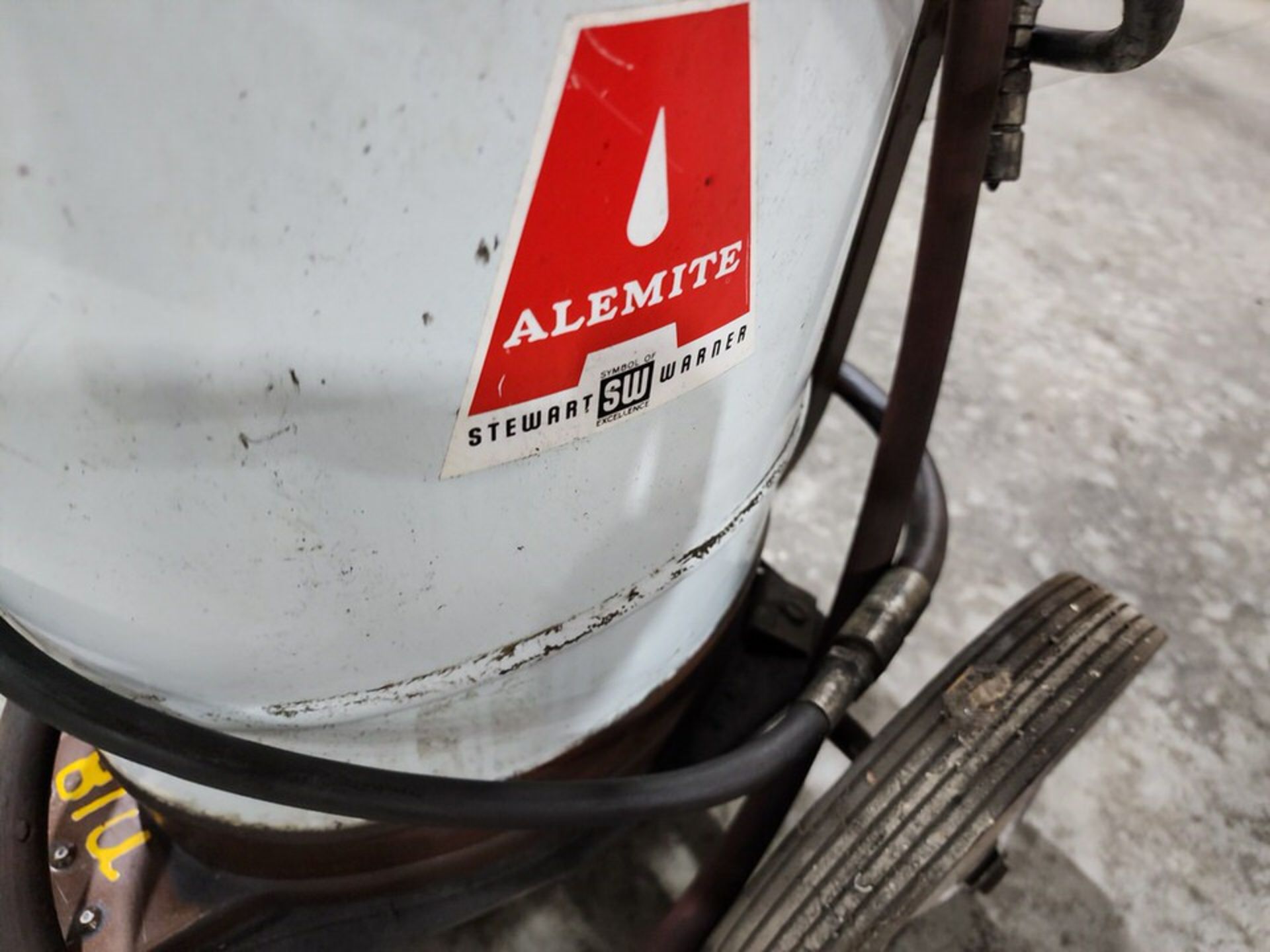 Alemite 7149-4 Muti-Pressure Bucket Pump - Image 6 of 6
