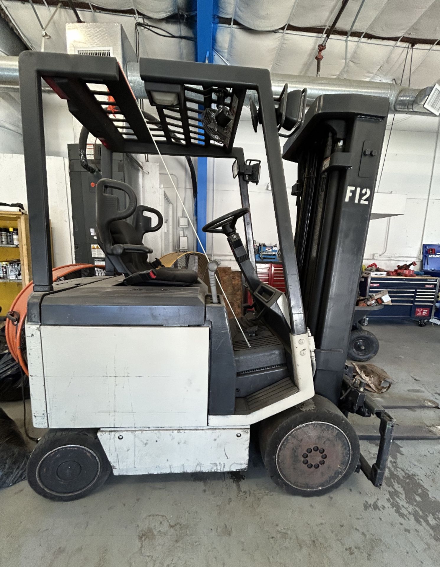 Crown 40FCTT-188 Forklift, 4,000 lbs Capacity, 3 Stge Mast, Elec (LOCATION: MANSFIELD, TX) - Image 2 of 6