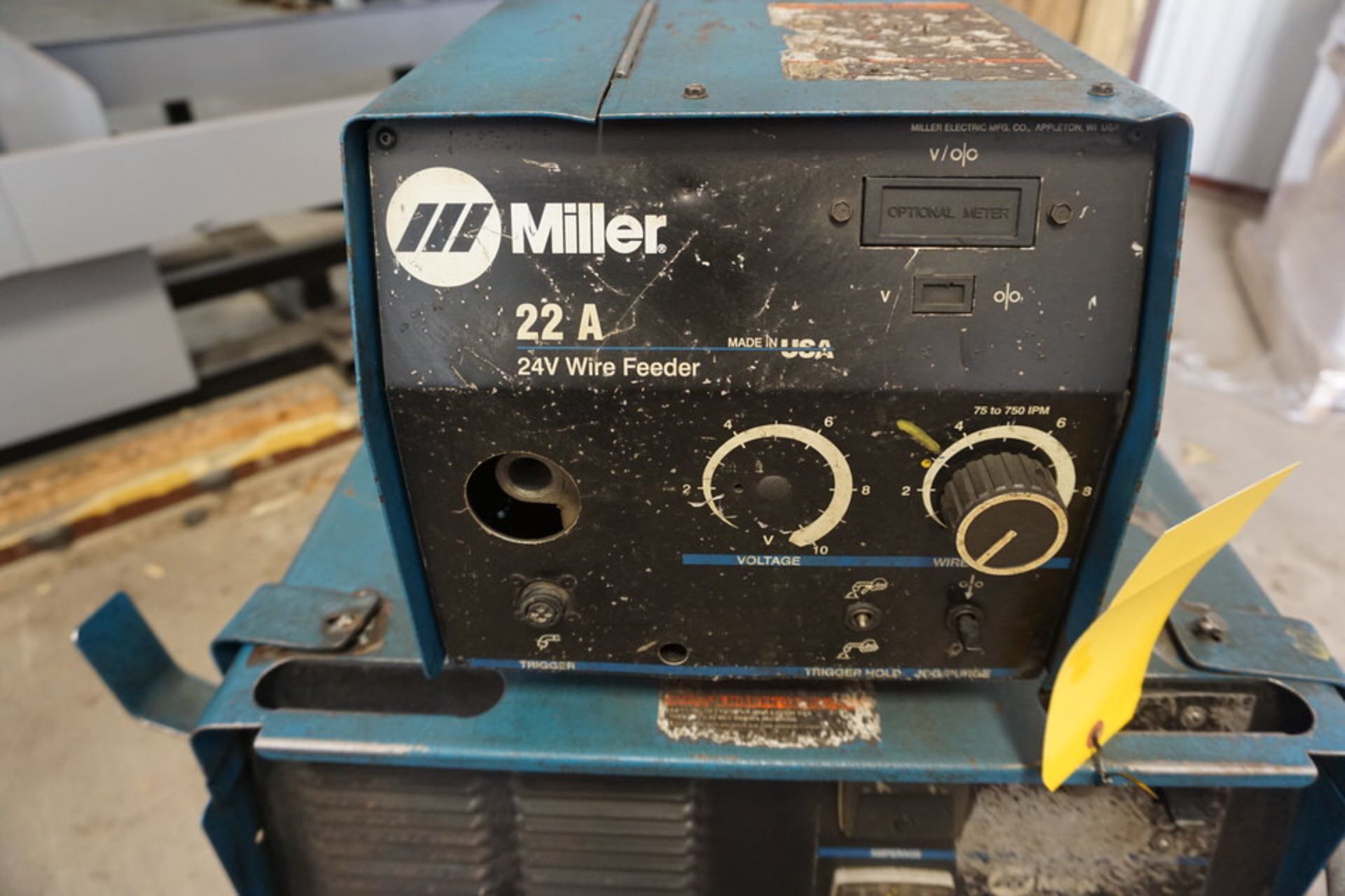 Miller CP302 CN-DC Welding Power Source w/ Miller 22A Wire Feeder, 220V, #PH (LOCATION: Alvarado,TX - Image 4 of 5