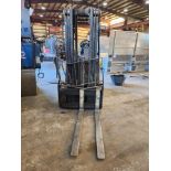 Yale ERC050??N36SE084 Ele Forklift 3-Stage Mast, 171.3" Max Lift Ht; 48" Forks; Hrs: 4,213.7; W/