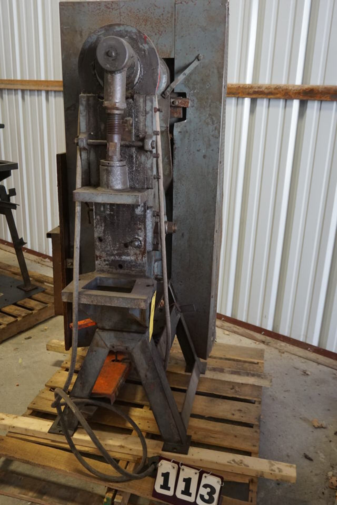 Lemah #30 Press/ Shear (LOCATION: Alvarado, TX)