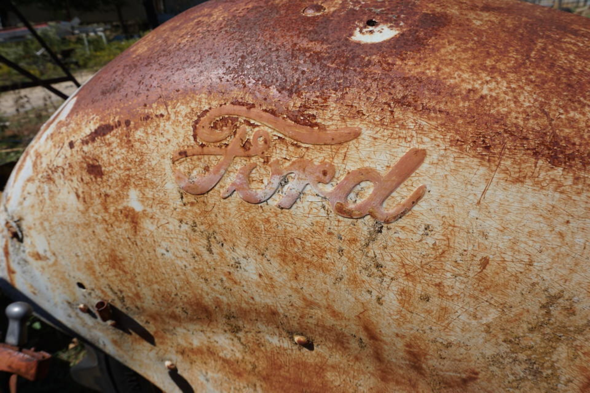 Ford Tractor w/ 5' Brush Mower, Series 600 (LOCATION: Alvarado, TX) - Image 2 of 10