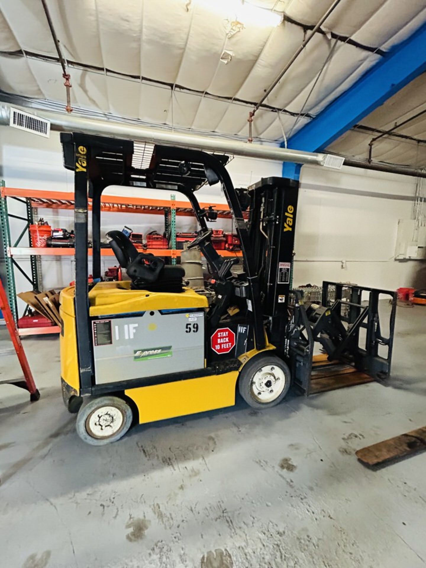 2013 Yale Electric 5,000 lbs Forklift, 3 Stage Mast, Sideshift, 42" Forks, Pull/Push Attchmnt