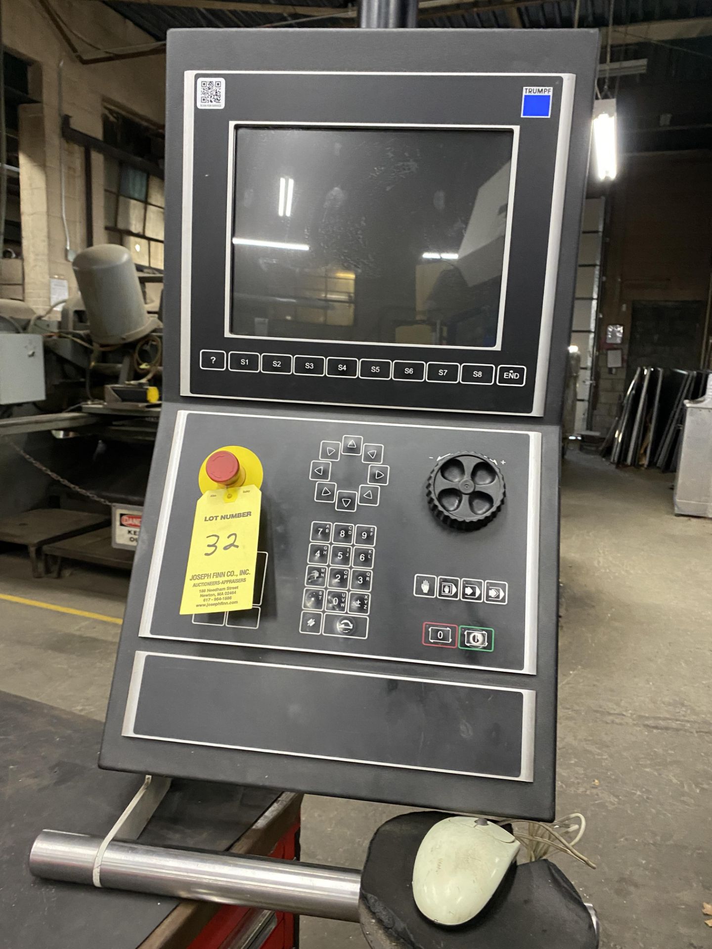 (1) 2004 Trumpf TrumaBend V130 Hydraulic Power Press Brake s/n B0104A0230, 143.26 Ton, 10?, 8.46 Max - Image 3 of 13