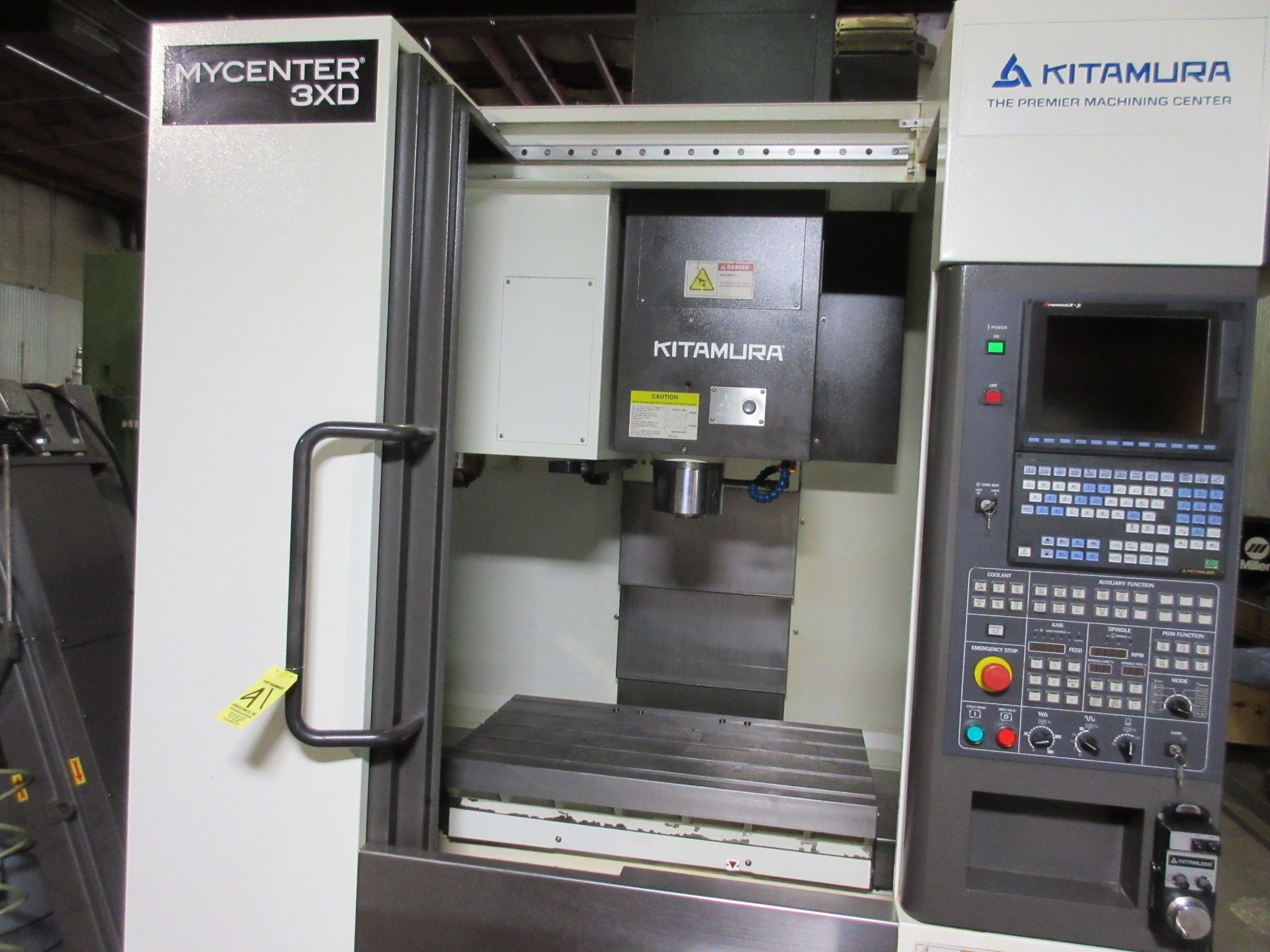 2015 Kitamura Mycenter 3XD CNC Vertical Machining Center s/n 37078, Chip Removal, 19.7” x 33.9” - Image 3 of 12