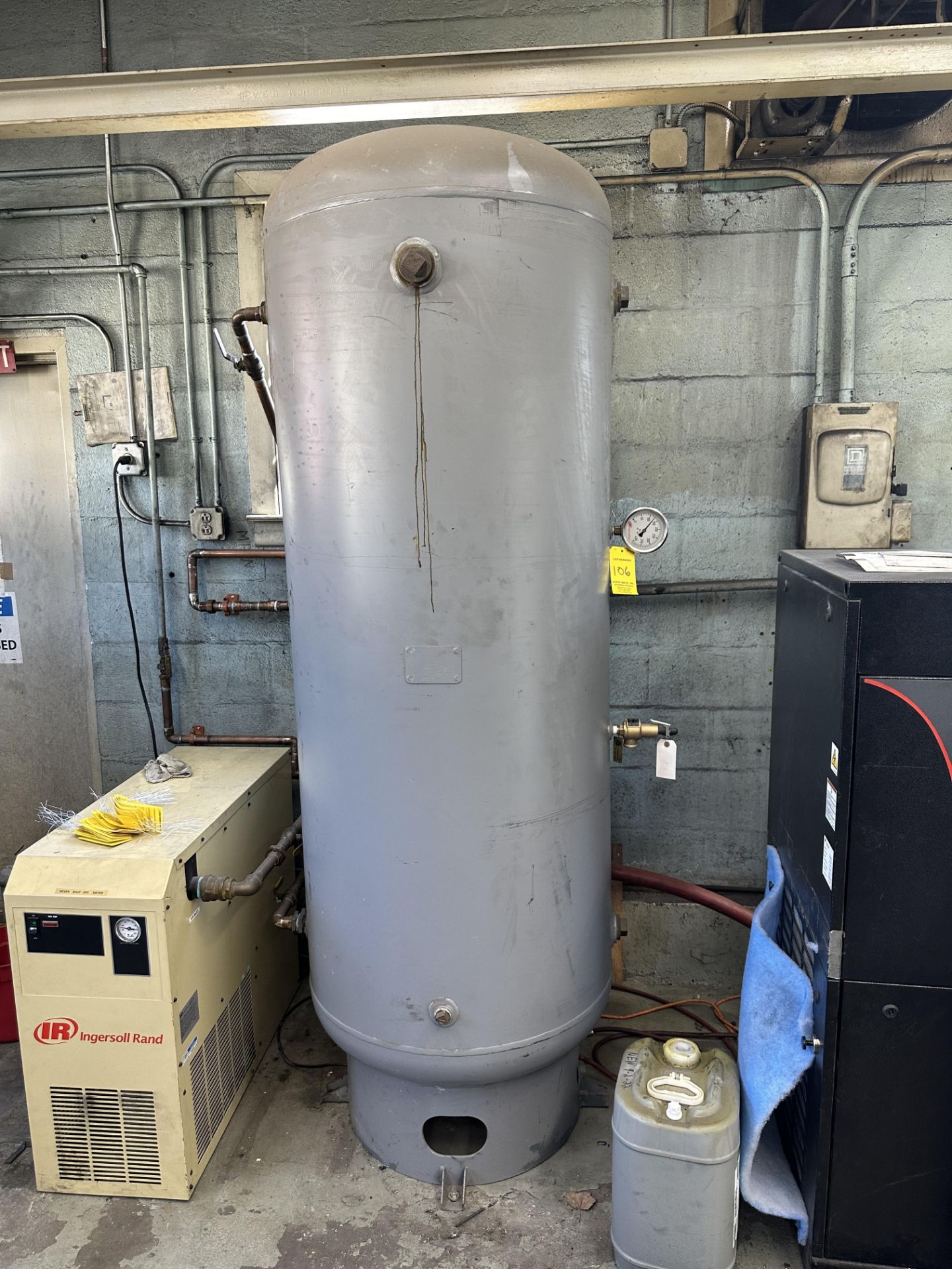 Approximately 100 Gallon Air Holding Tank