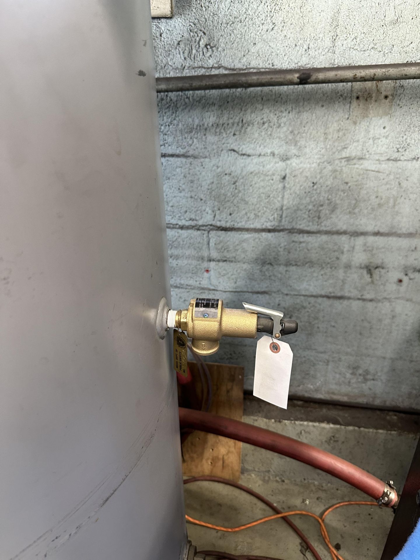 Approximately 100 Gallon Air Holding Tank - Image 4 of 4